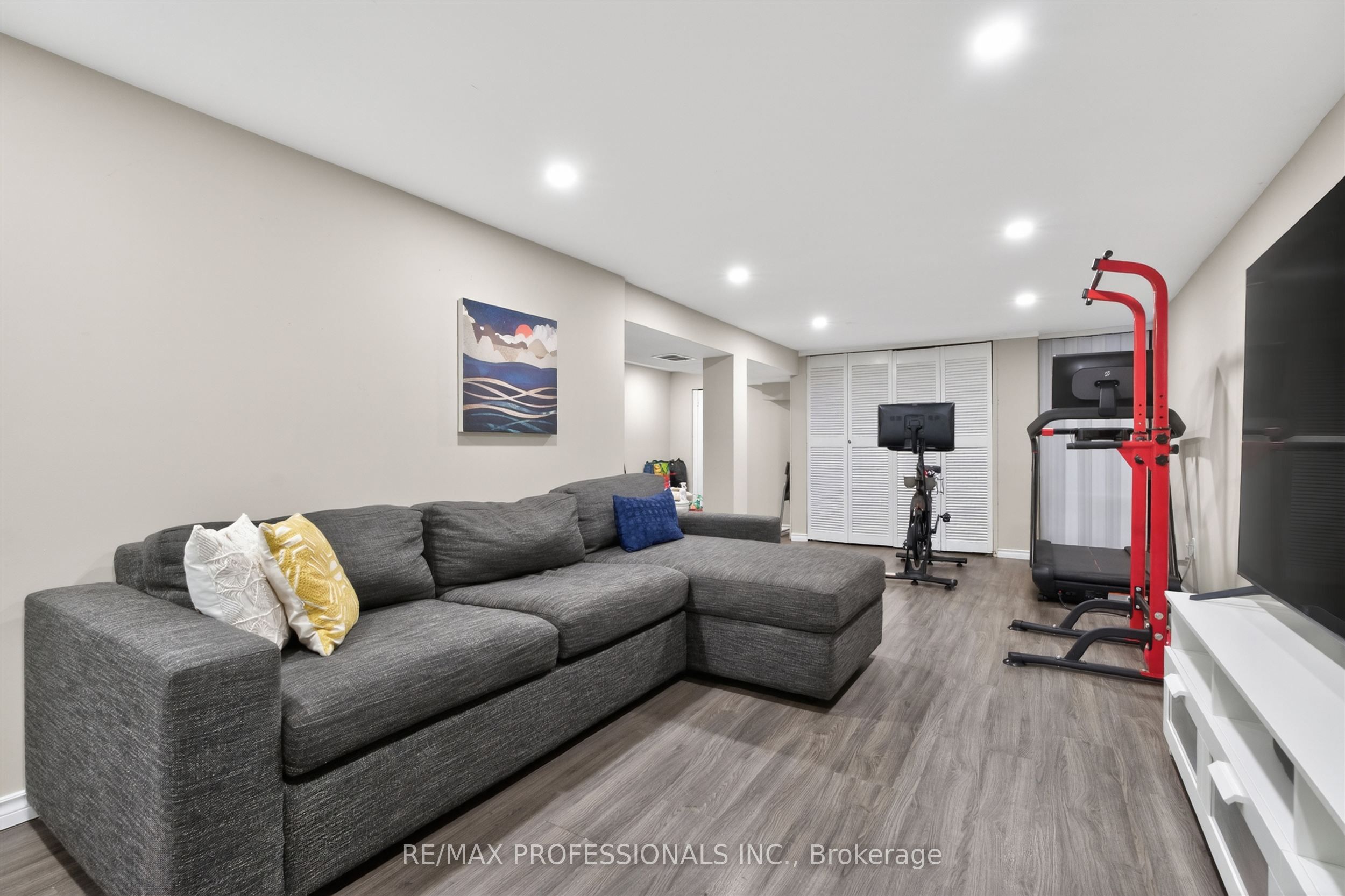69 Skylark Road Property Photo 33