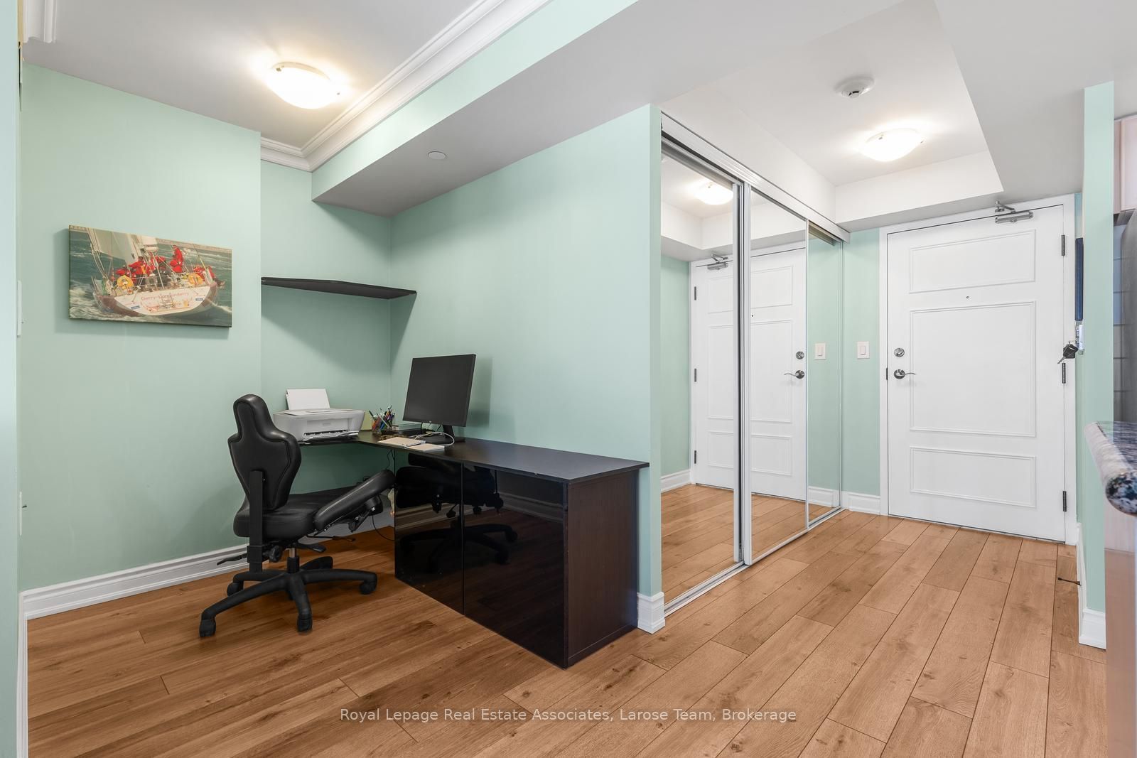 3 Marine Parade Drive 2101 Property Photo 8