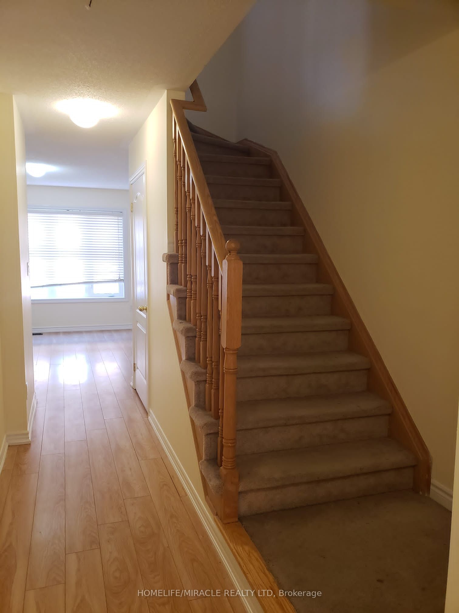 W13634758 Property Photo 4