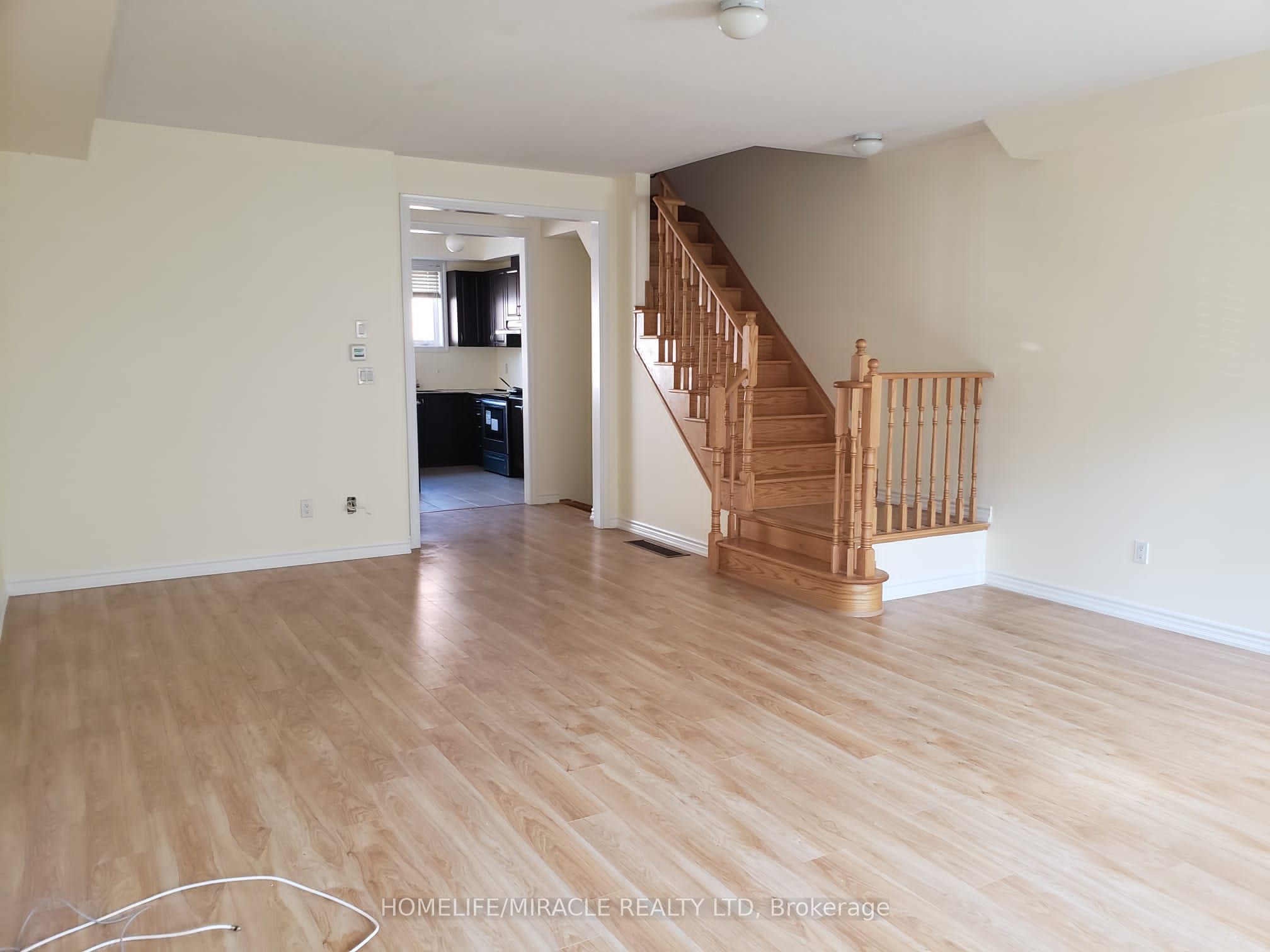 W13634758 Property Photo 5
