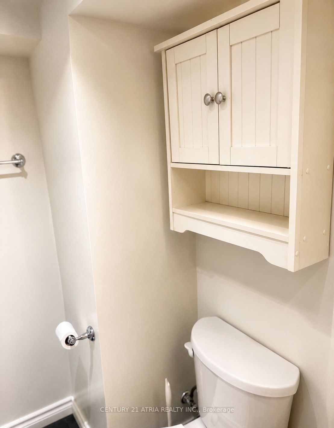 2 Crystal Crescent Property Photo 11