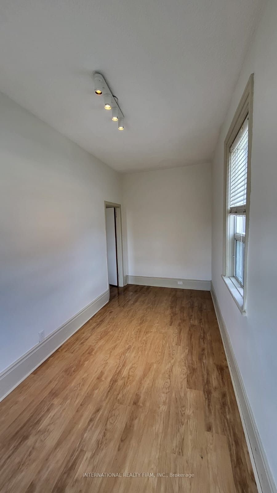7 Thomas Street 2 Property Photo 10