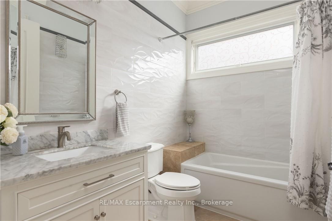 2073 Deramore Drive Property Photo 26