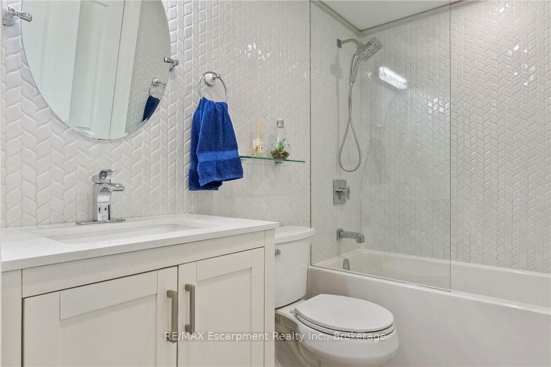 2073 Deramore Drive Property Photo 36