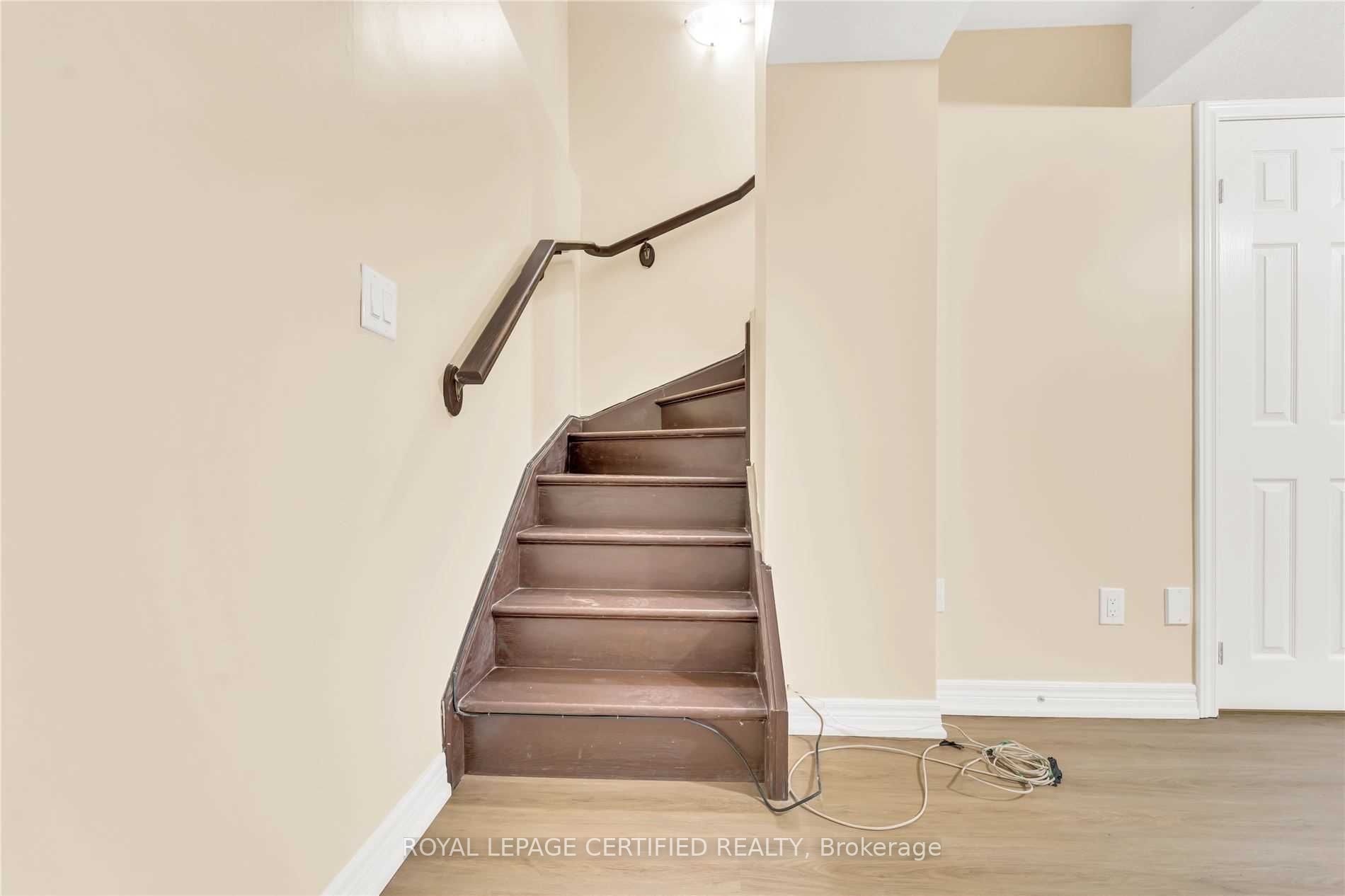 1380 Costigan Road 17 Property Photo 14