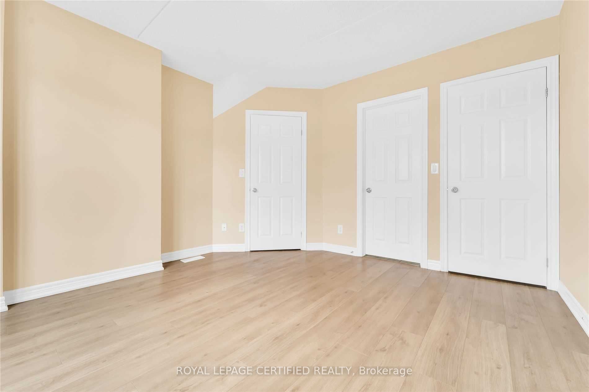 1380 Costigan Road 17 Property Photo 15