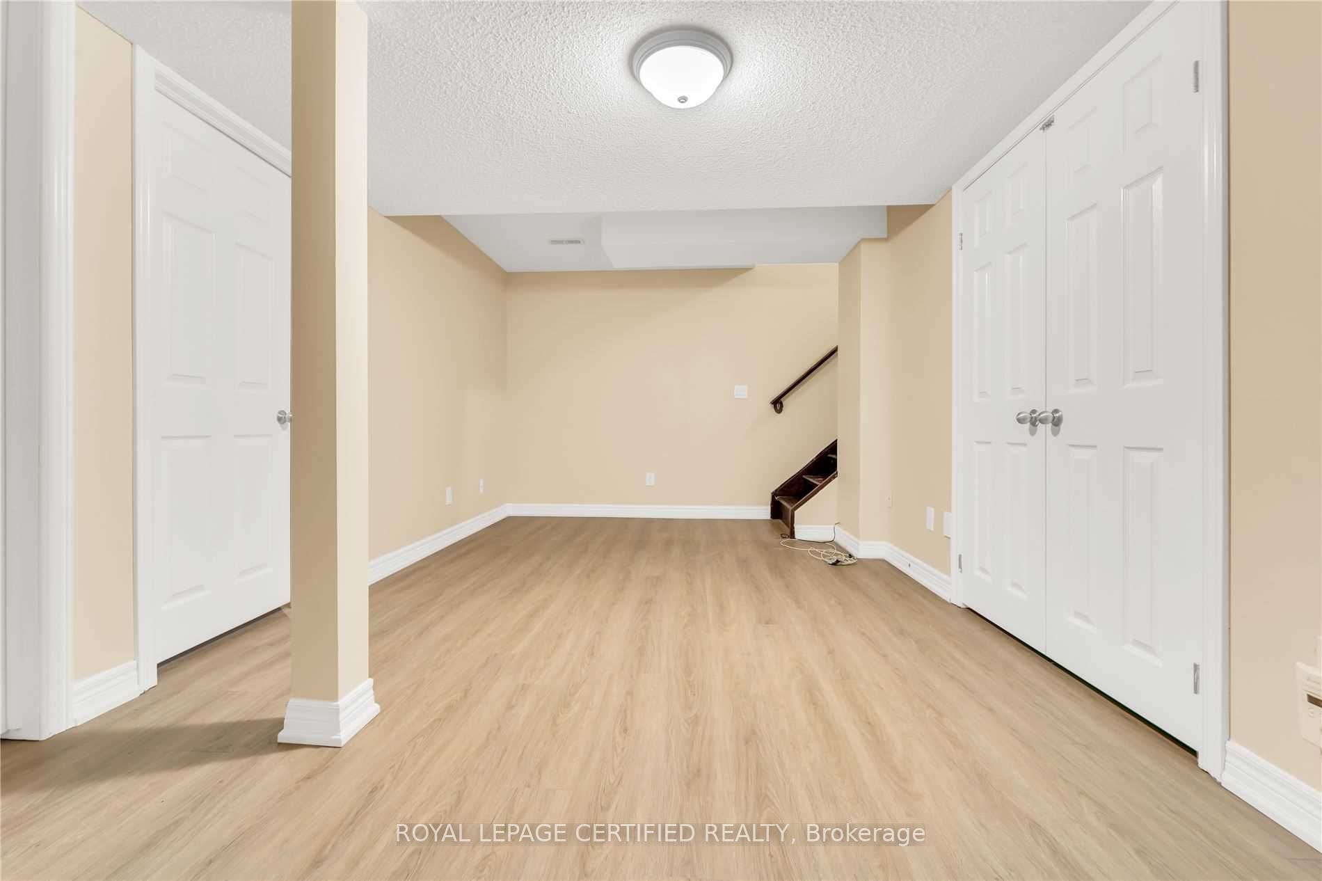 1380 Costigan Road 17 Property Photo 16