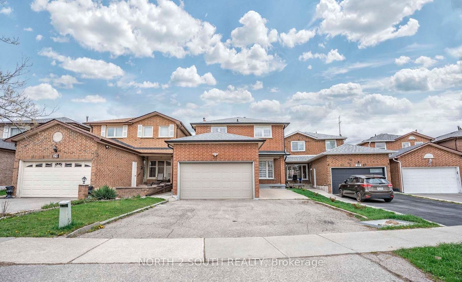 37 Loire Court Upper Property Photo 4