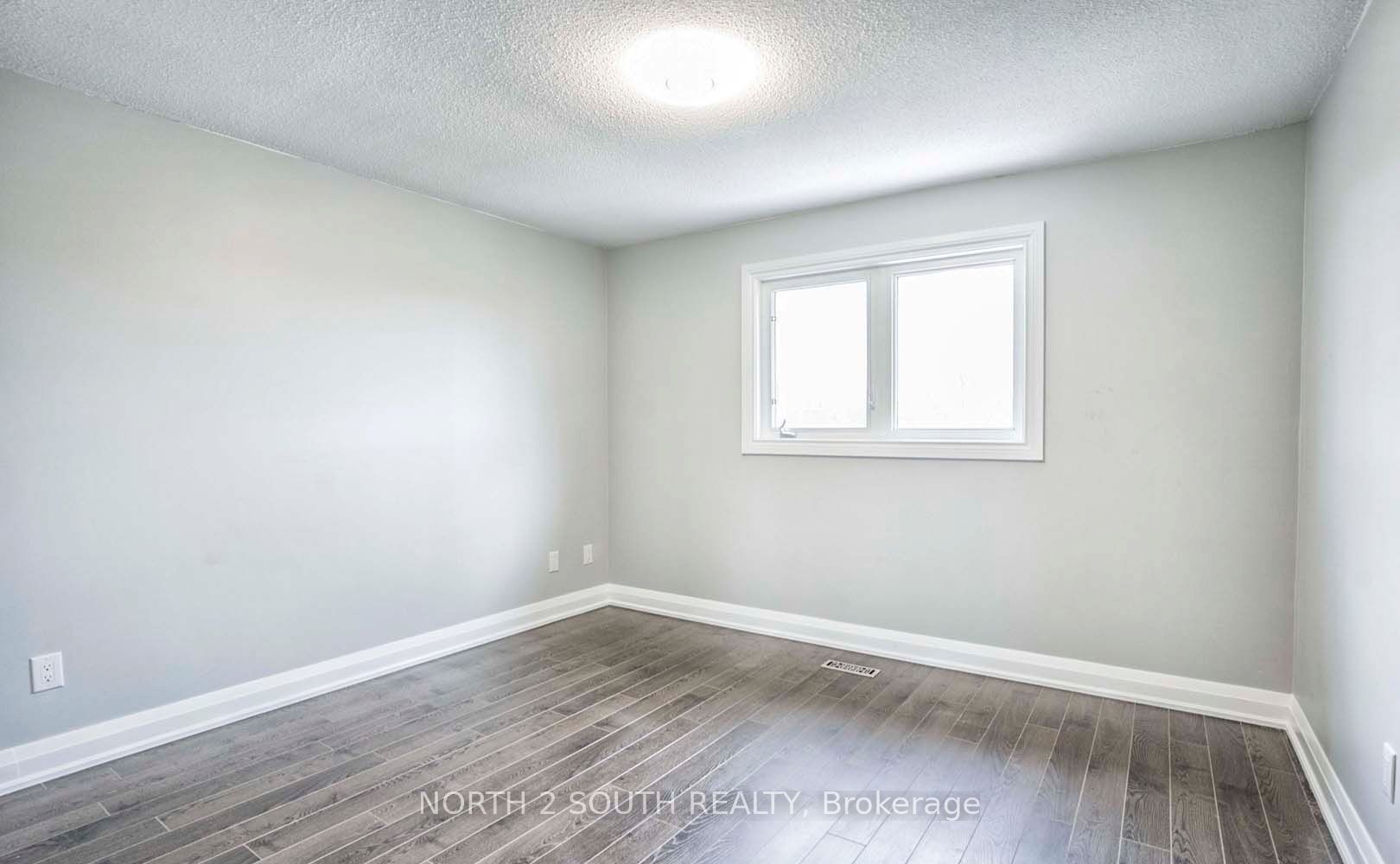 37 Loire Court Upper Property Photo 29