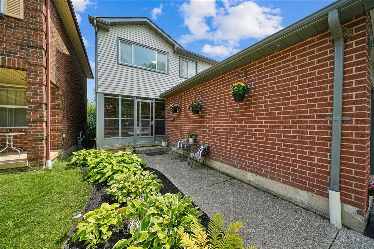 7031 Tamar Mews Property Photo 6