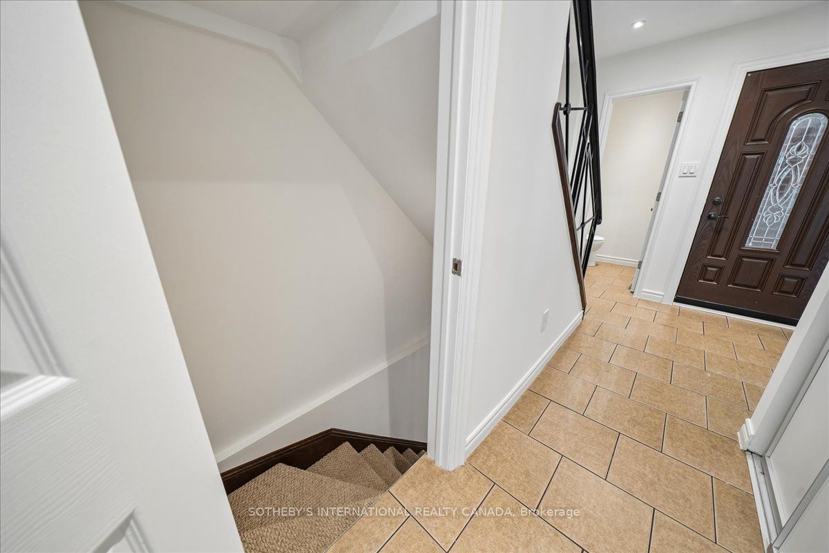7031 Tamar Mews Property Photo 22
