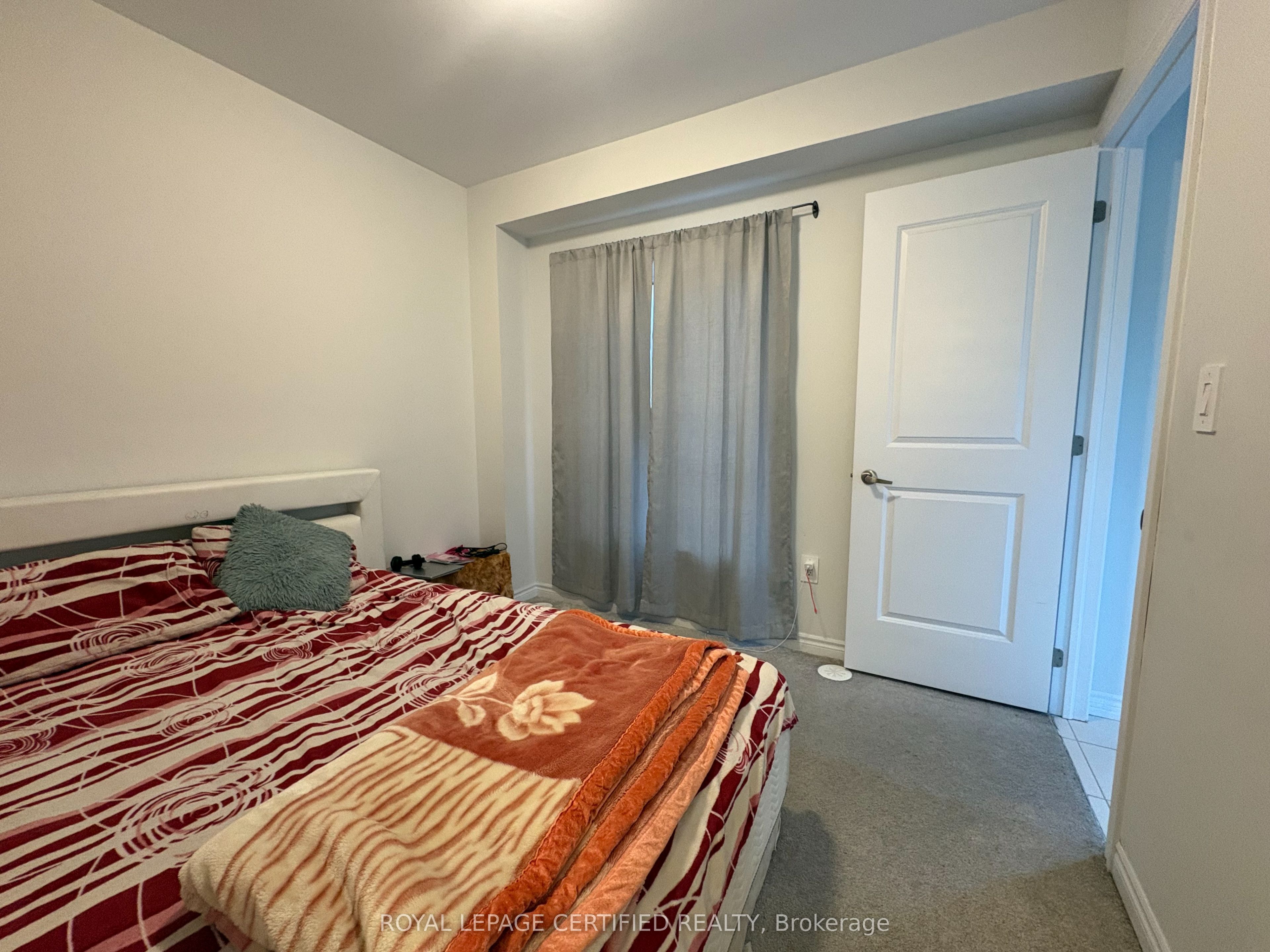 5970 Saigon Street Property Photo 7