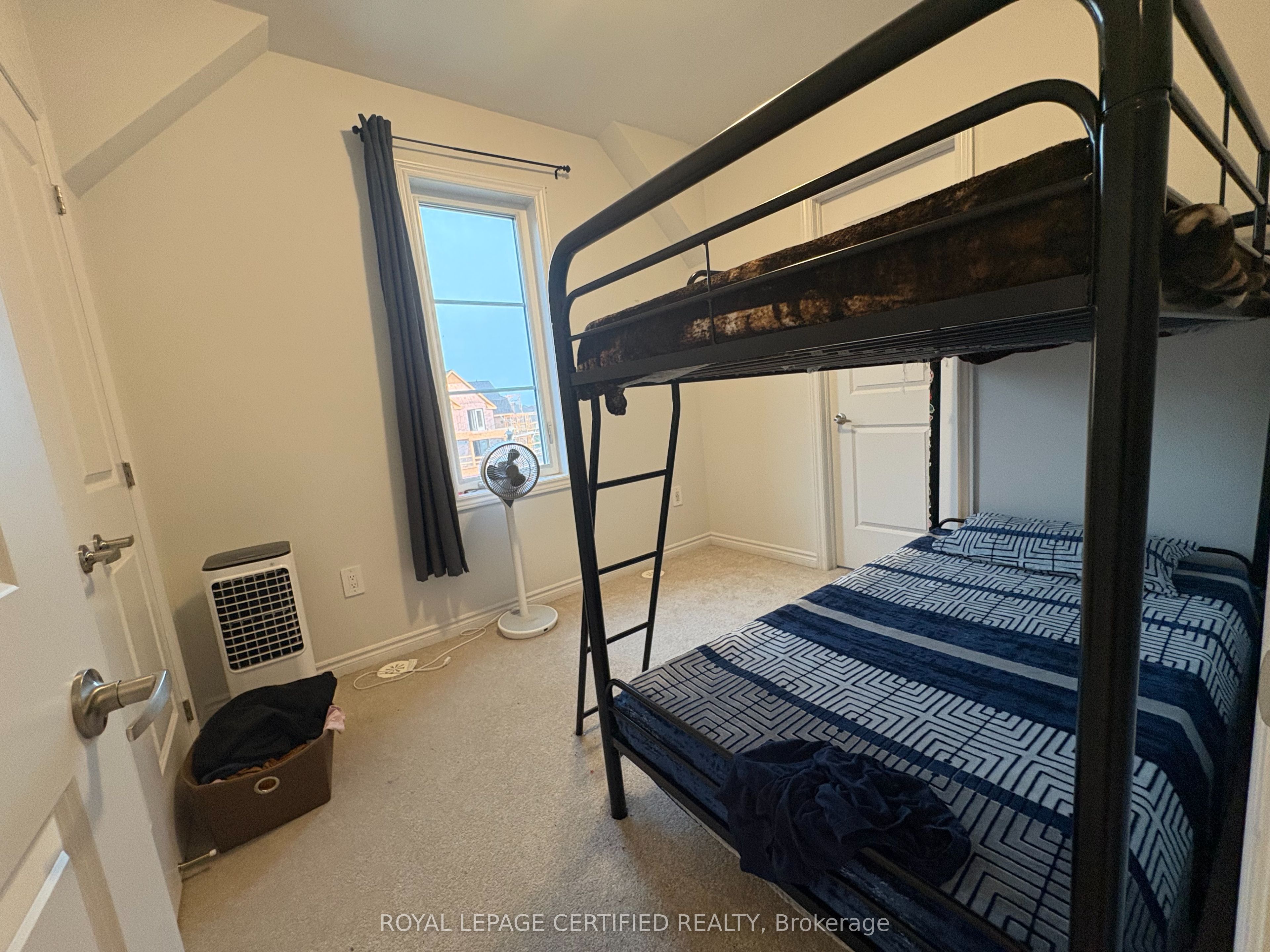5970 Saigon Street Property Photo 29