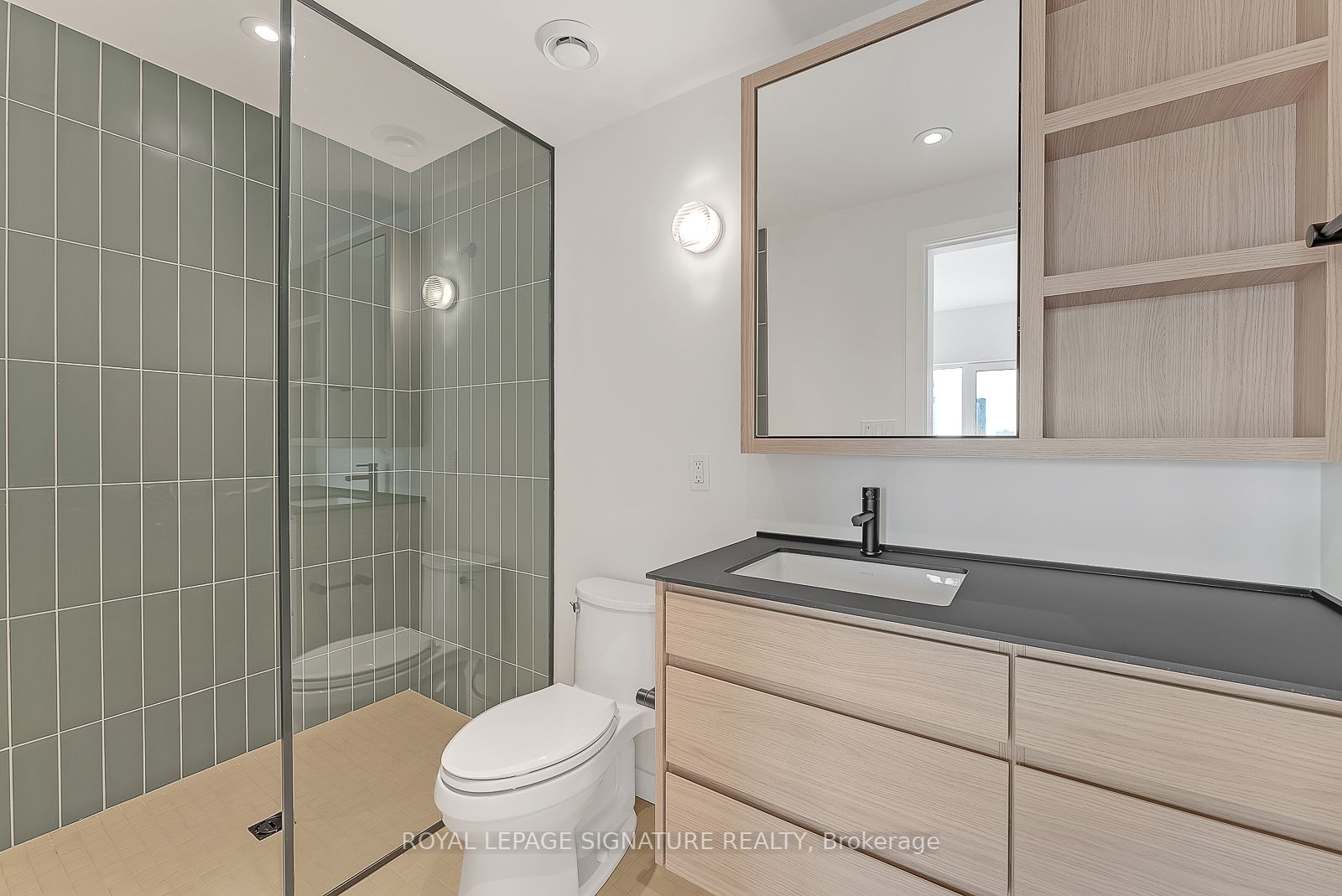 1254 Davenport Road 4 Property Photo 23