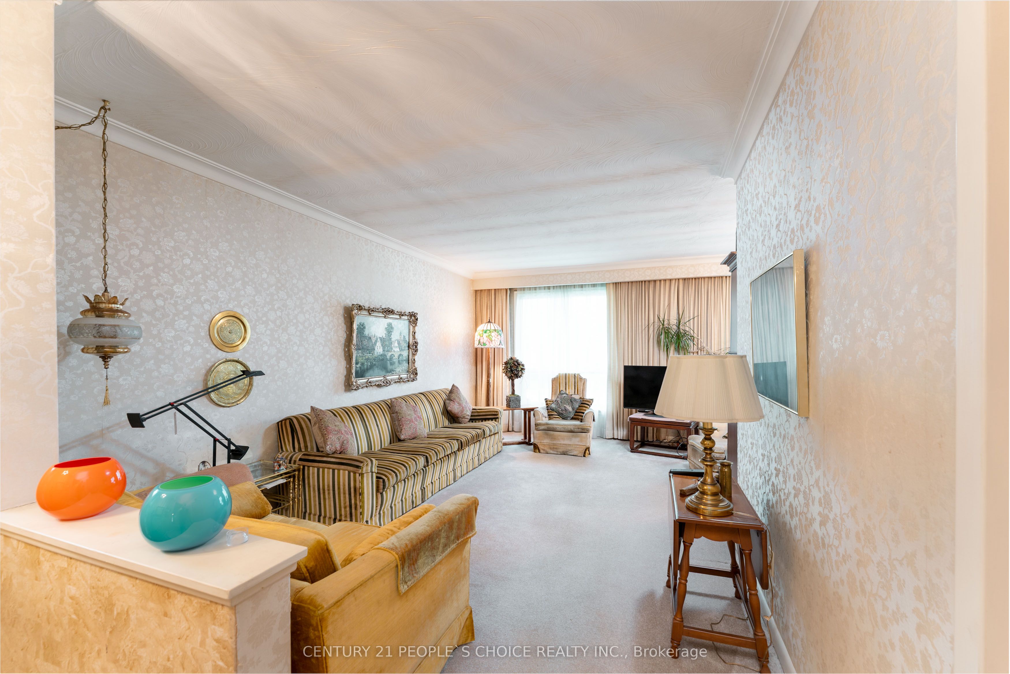 82 Hadrian Drive Property Photo 14
