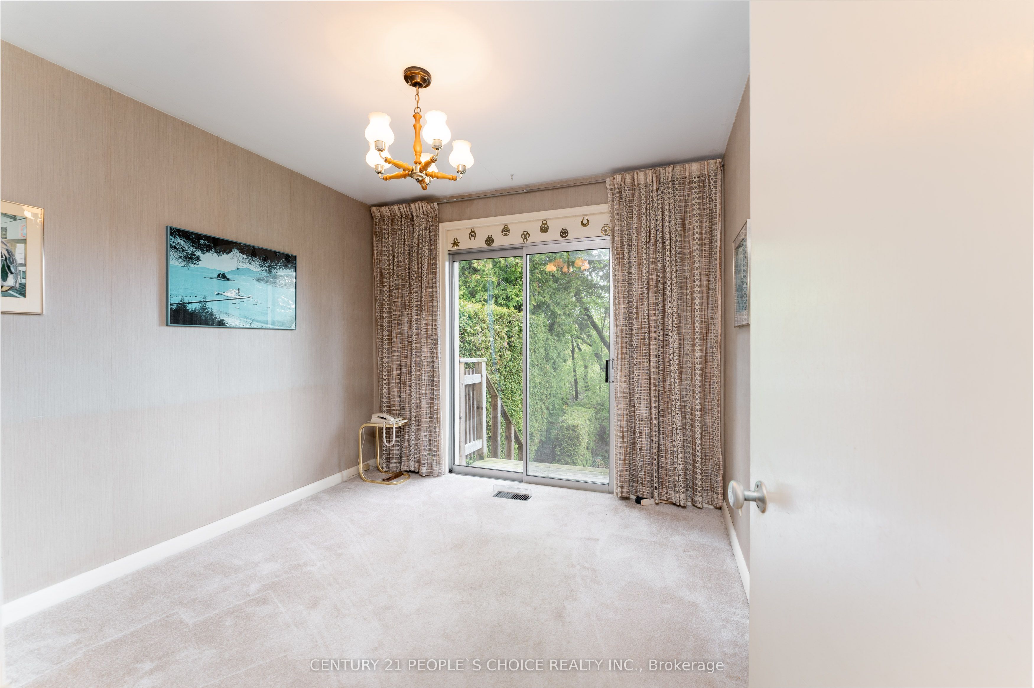 82 Hadrian Drive Property Photo 17