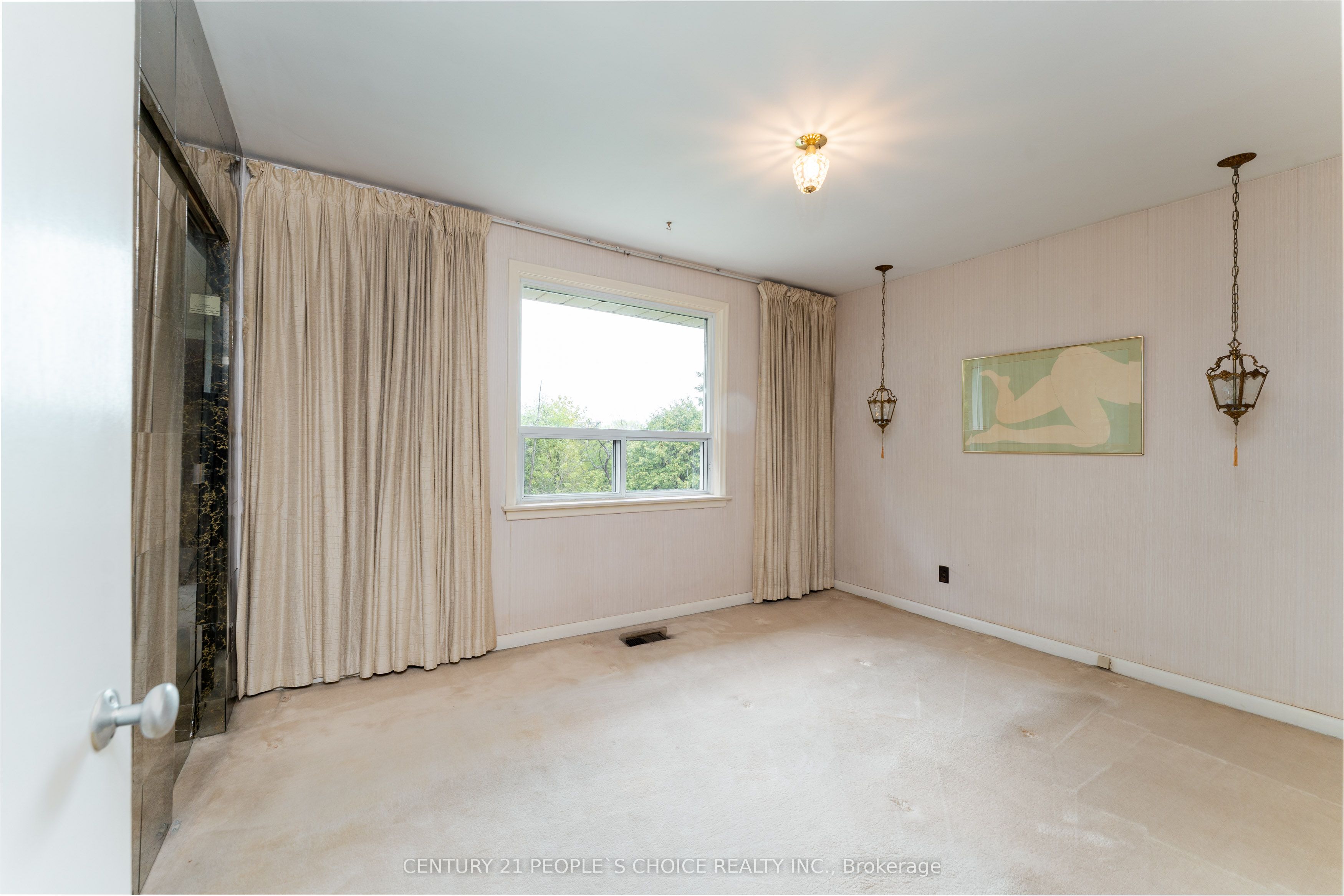82 Hadrian Drive Property Photo 20