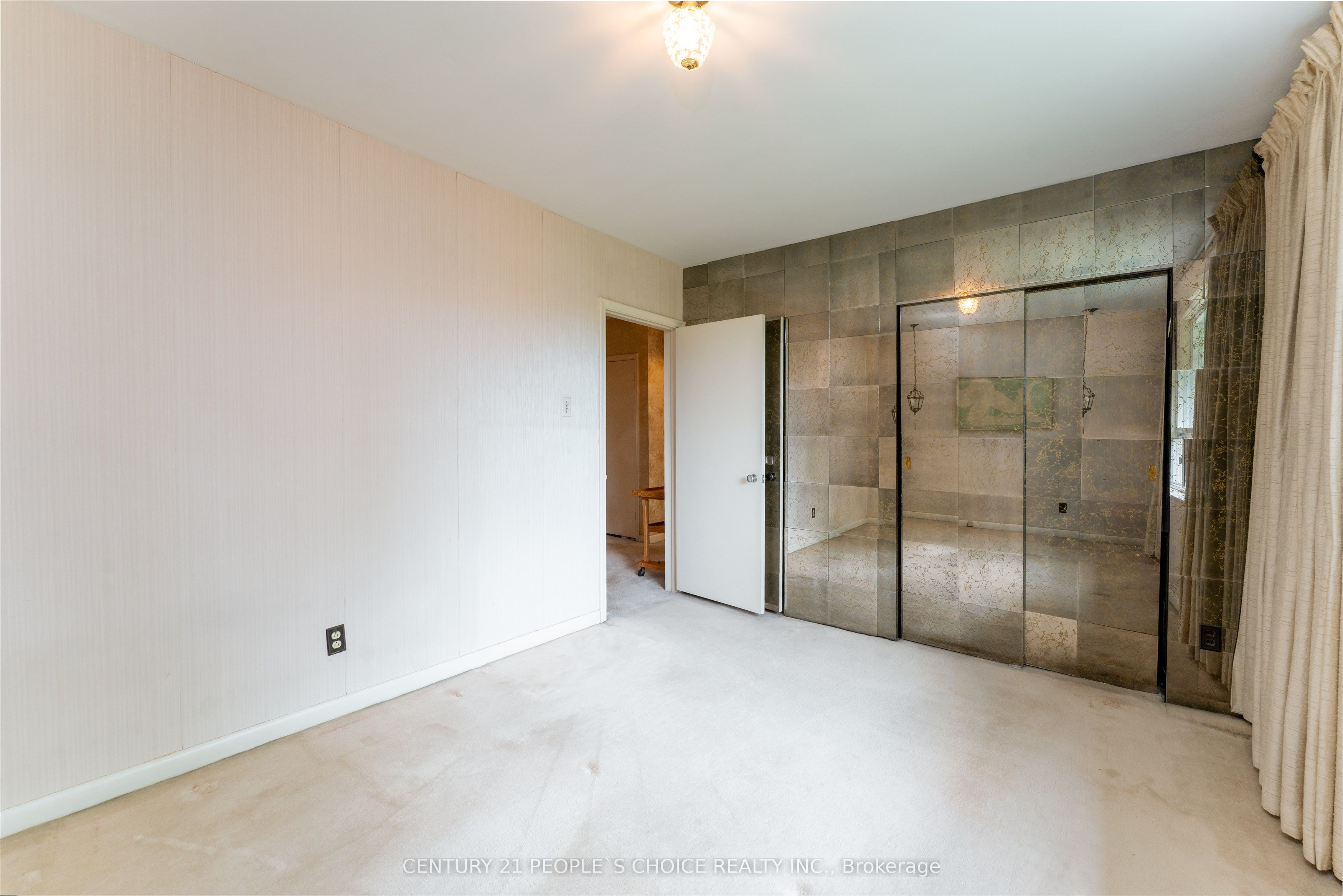 82 Hadrian Drive Property Photo 22