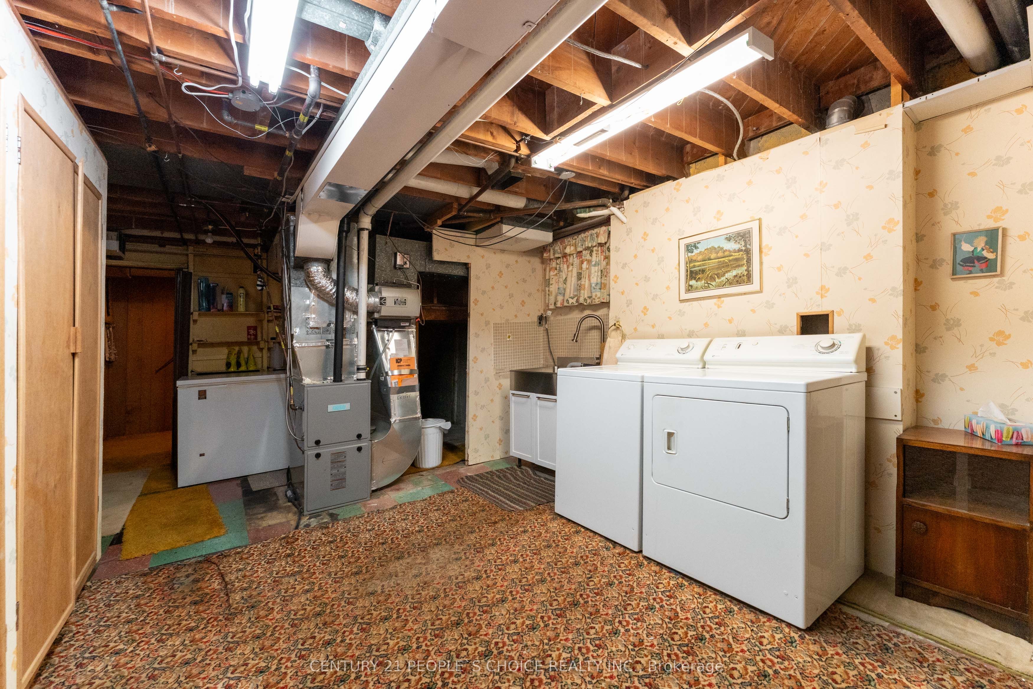 82 Hadrian Drive Property Photo 31