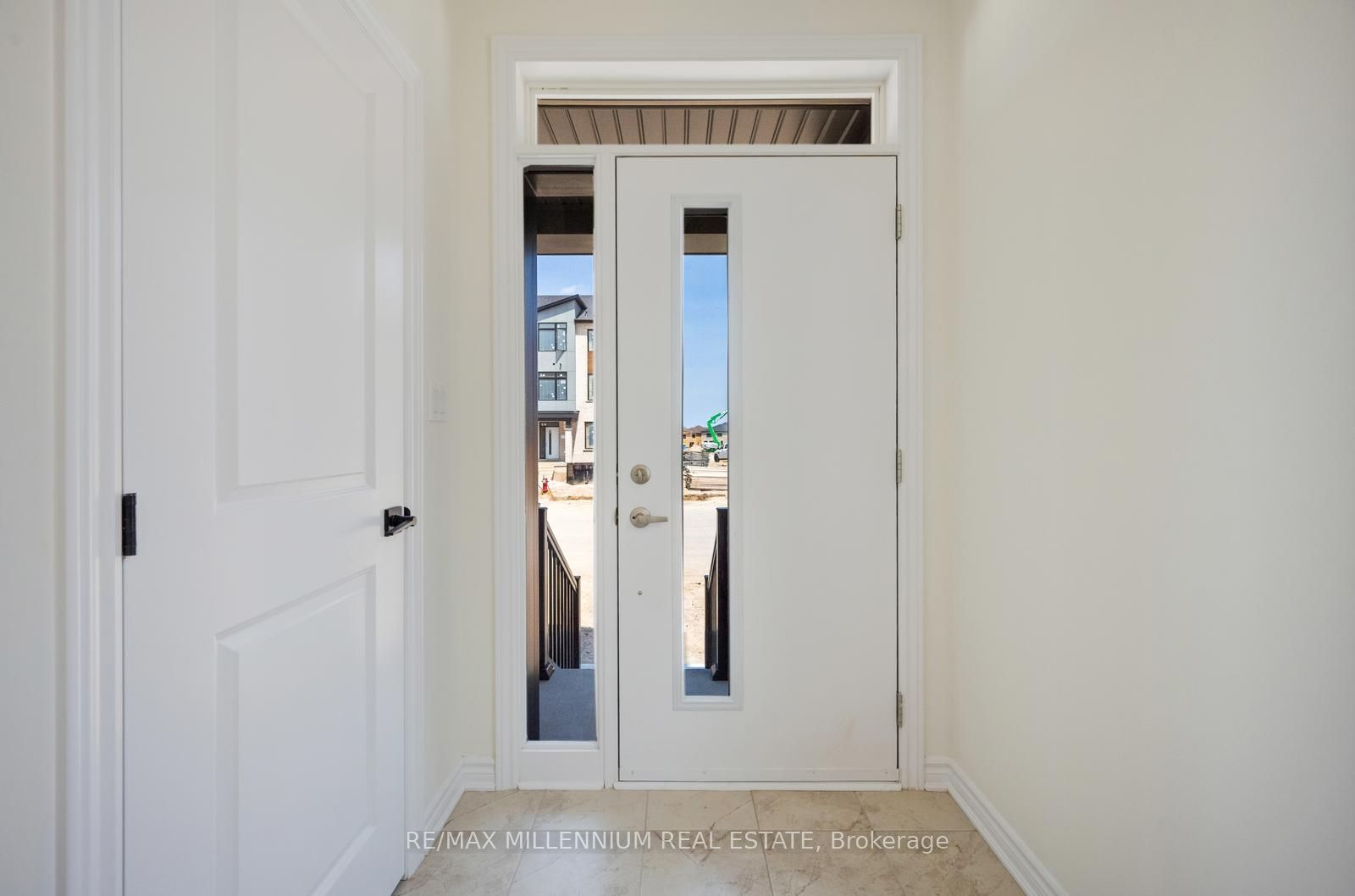 50 Thornbird Crescent Main Property Photo 9