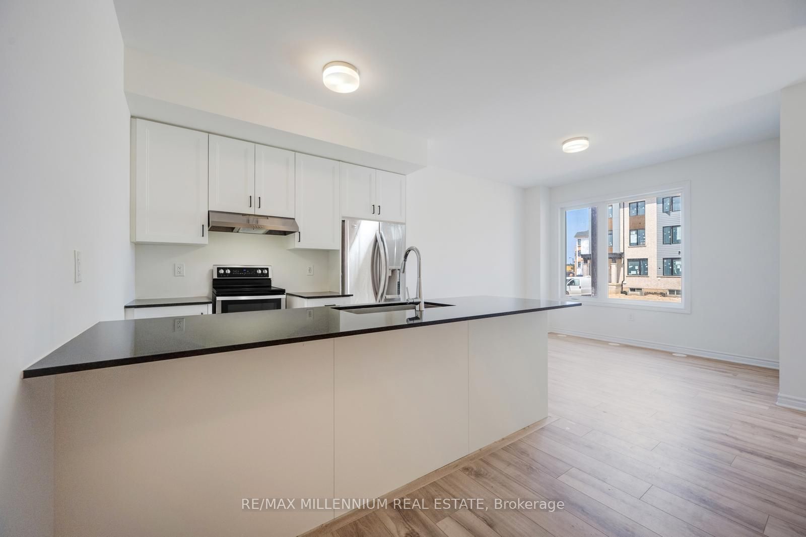 50 Thornbird Crescent Main Property Photo 11