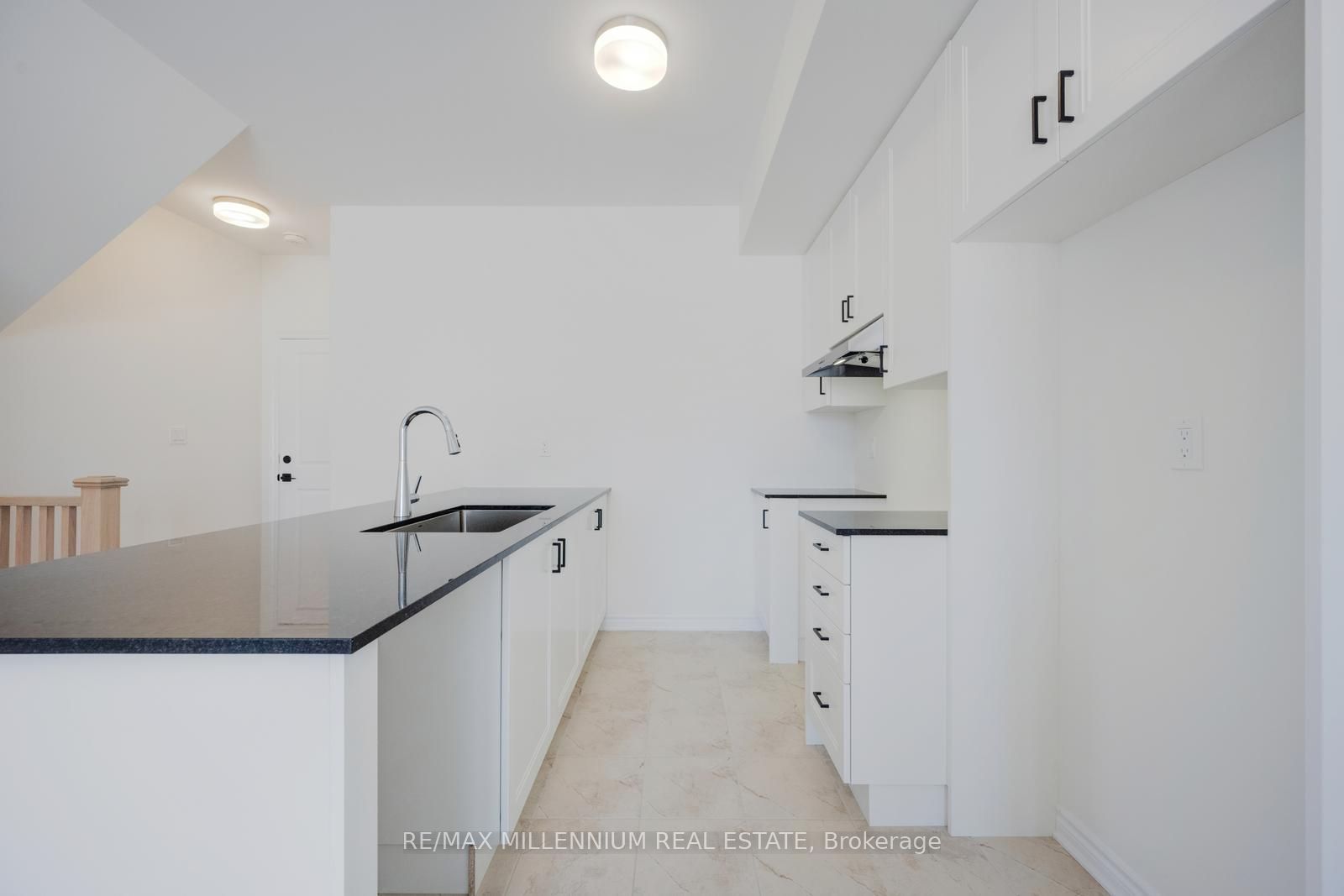 50 Thornbird Crescent Main Property Photo 14
