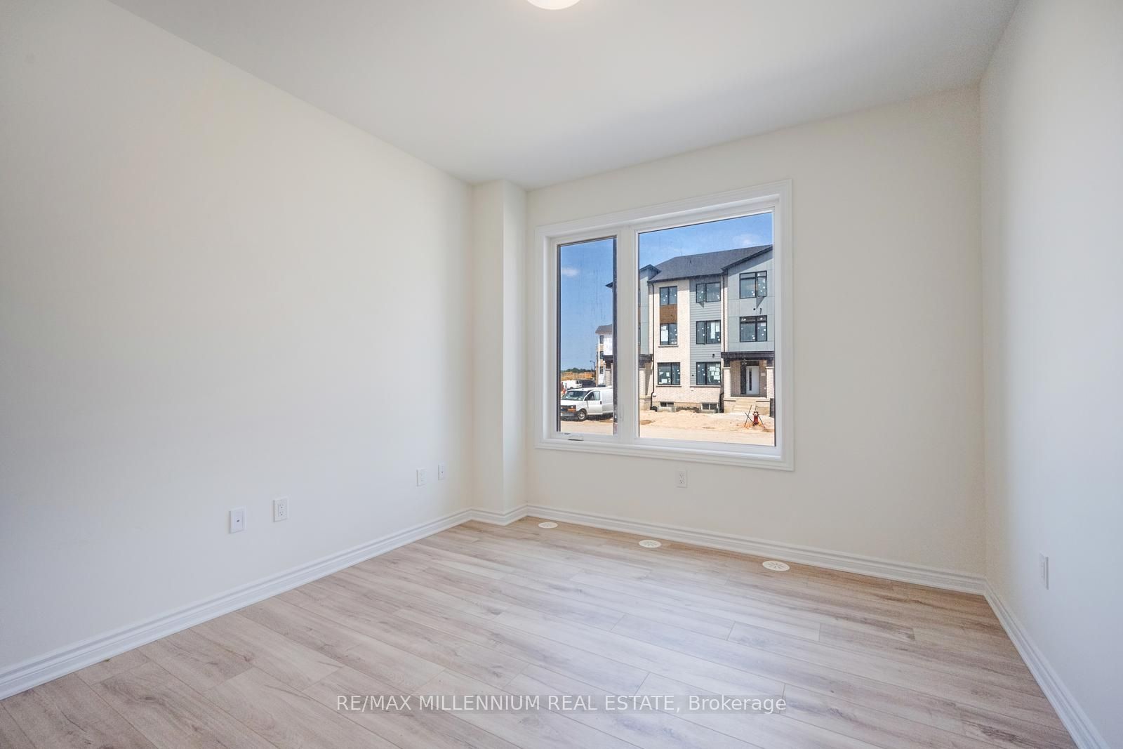 50 Thornbird Crescent Main Property Photo 19