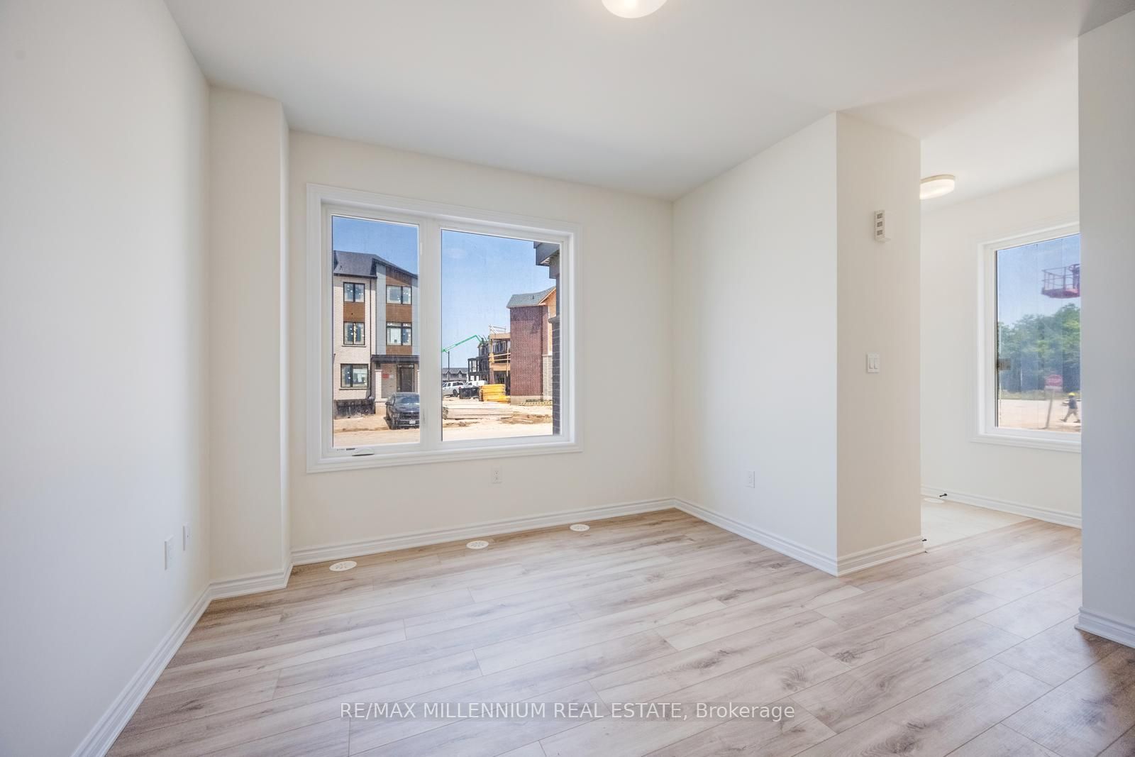 50 Thornbird Crescent Main Property Photo 20