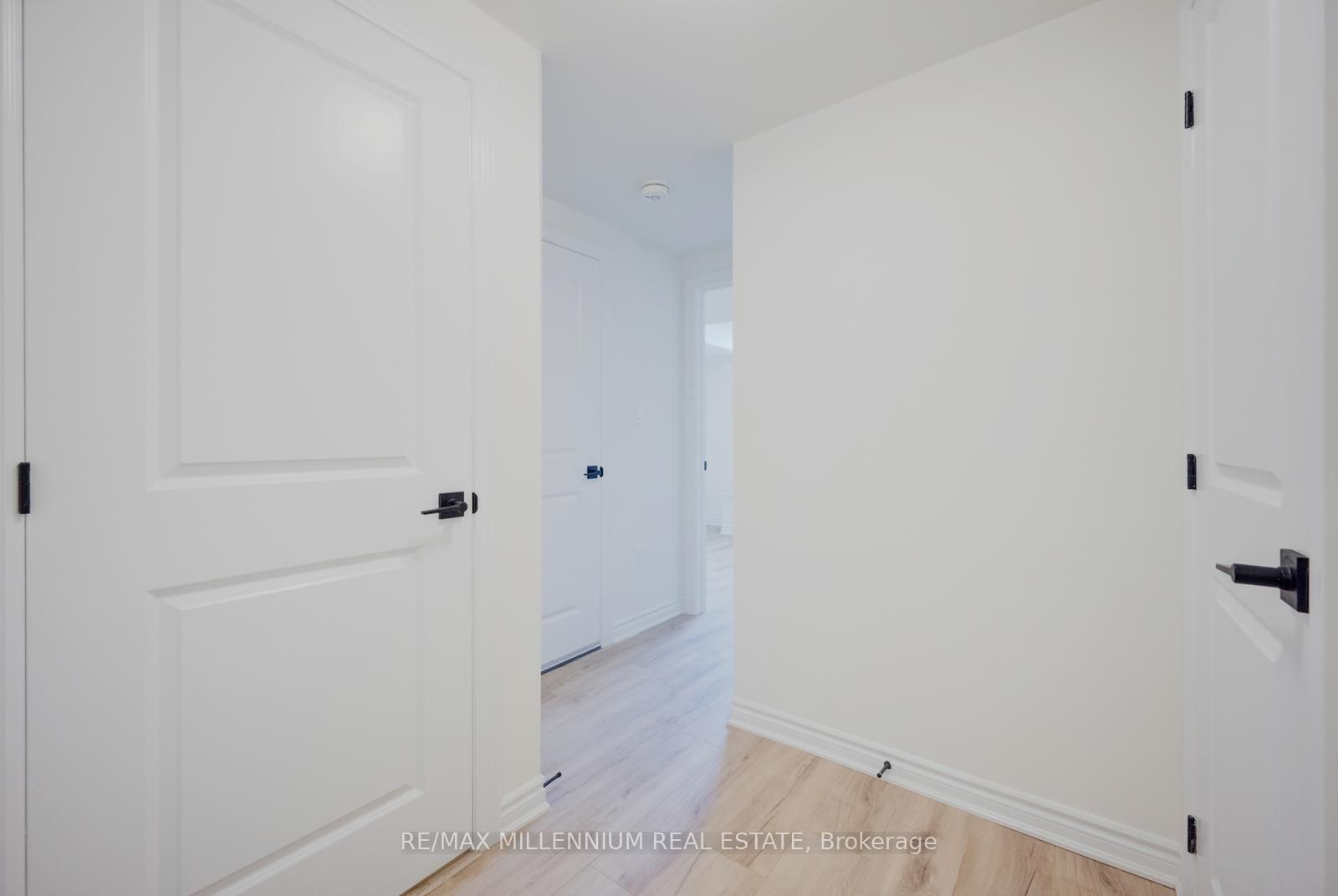 50 Thornbird Crescent Main Property Photo 23