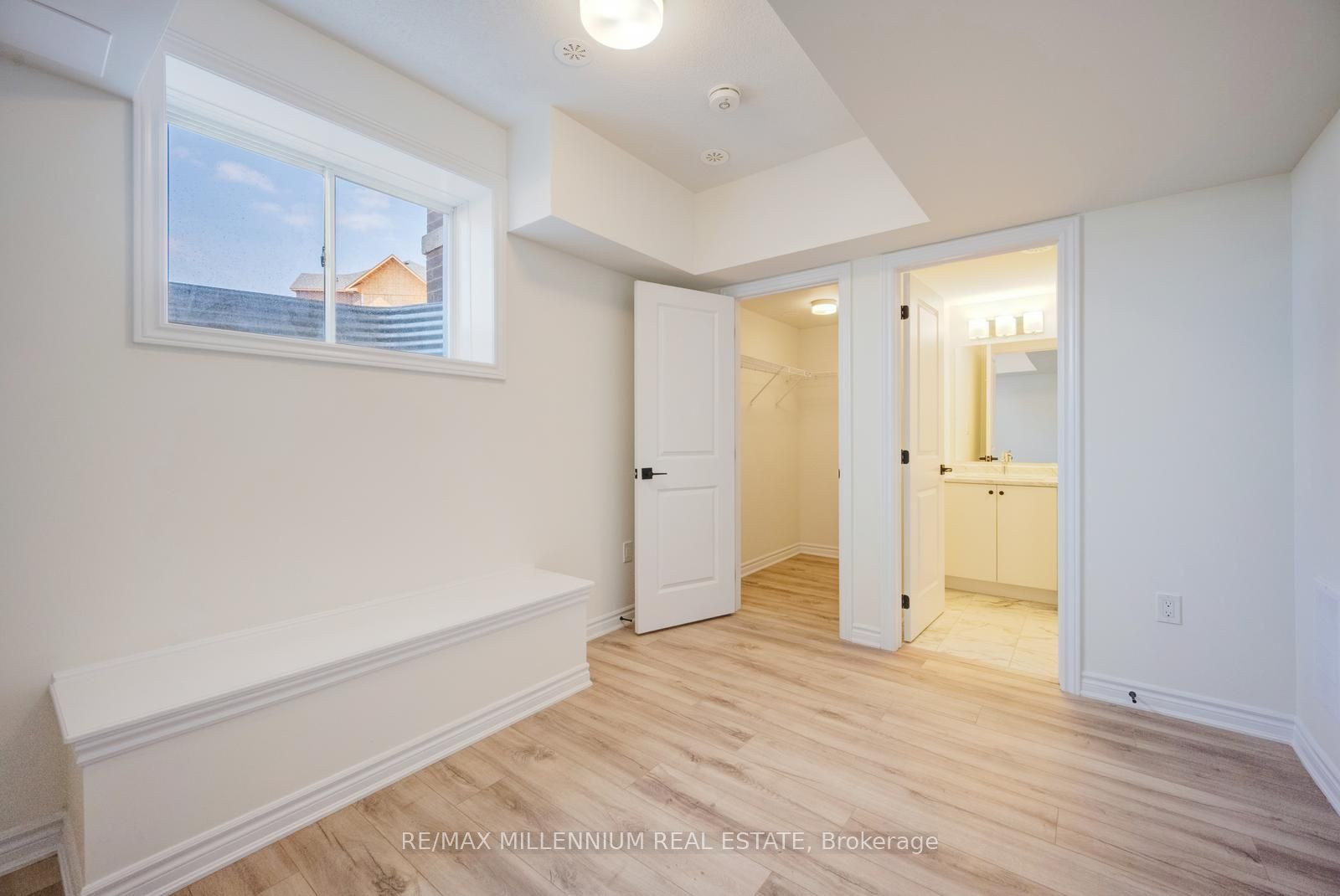 50 Thornbird Crescent Main Property Photo 34