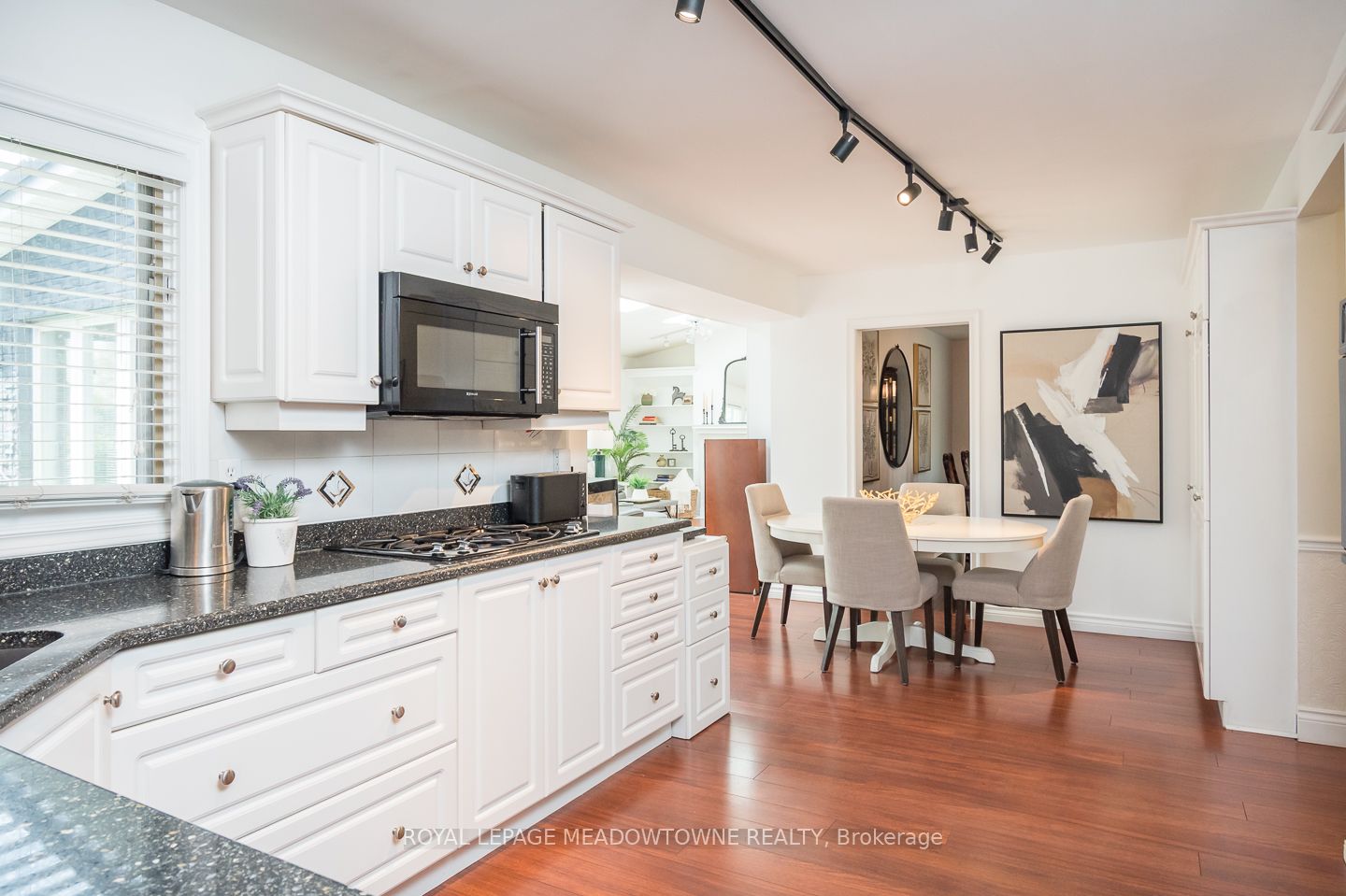 855 Maple Avenue Property Photo 13