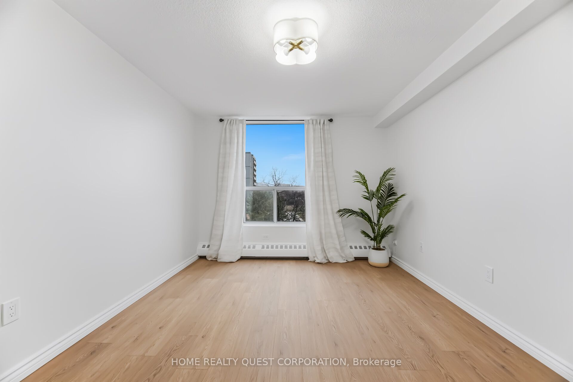 3120 Kirwin Avenue 605 Property Photo 16