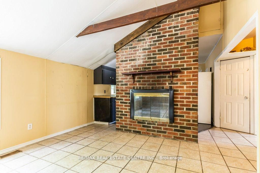 215-217 Queen Street Property Photo 46