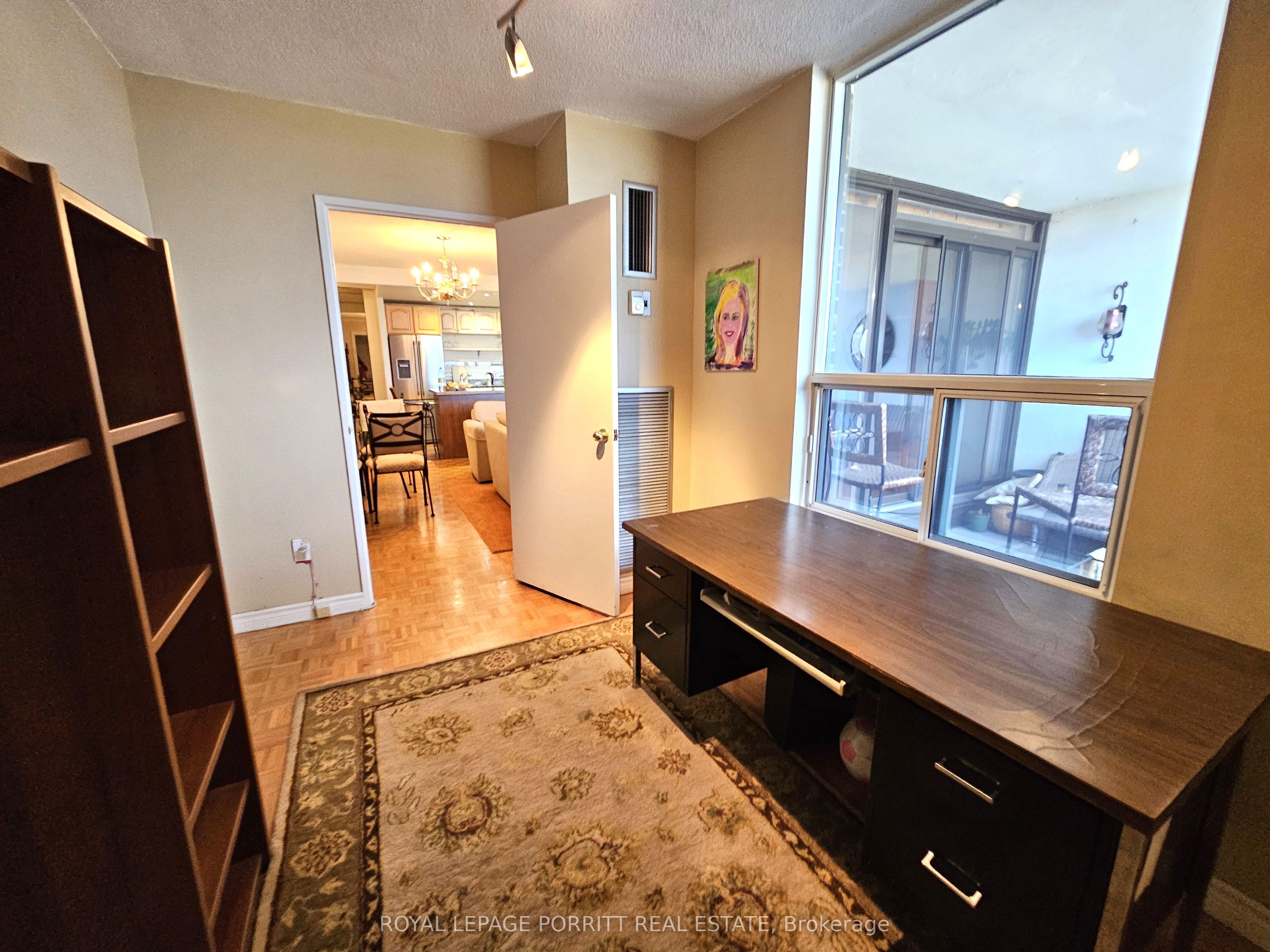 1535 Lakeshore Road E 1704 Property Photo 11