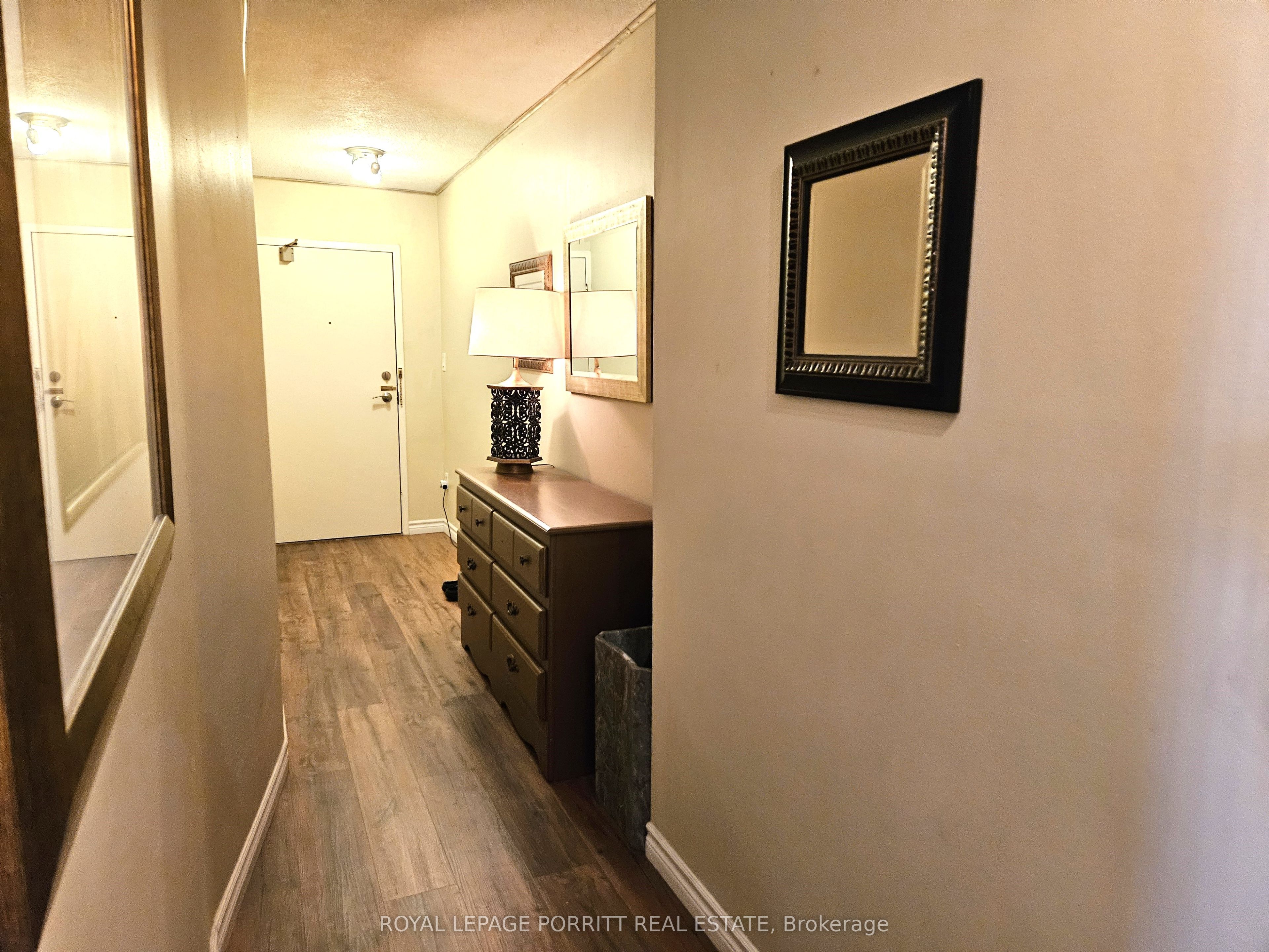 1535 Lakeshore Road E 1704 Property Photo 21