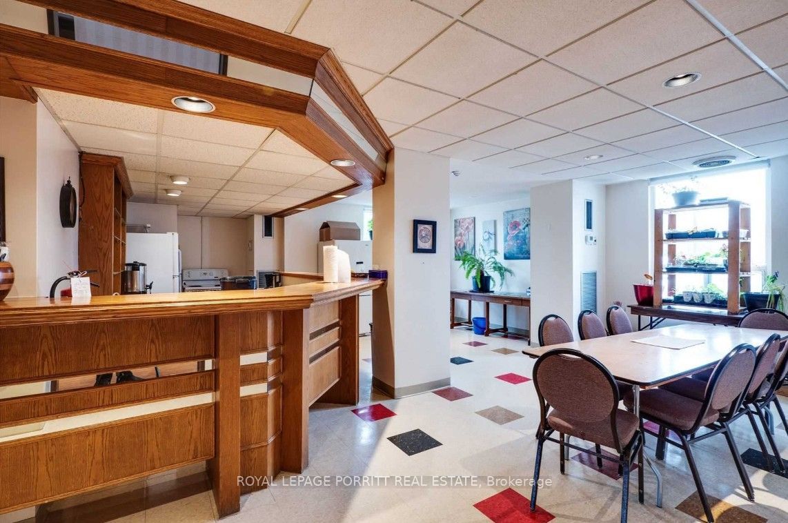 1535 Lakeshore Road E 1704 Property Photo 29