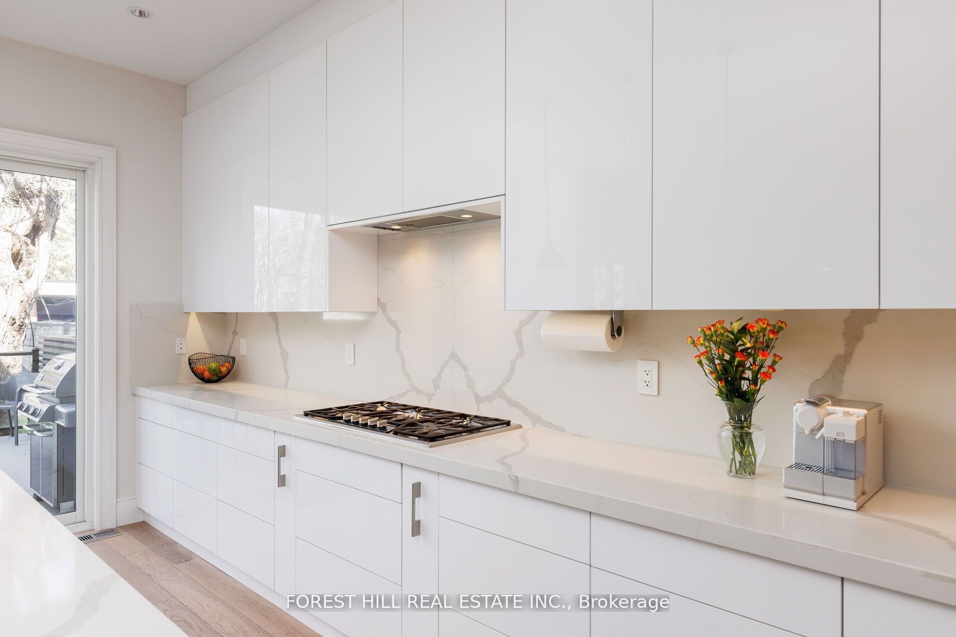 8 Nora Road Property Photo 12