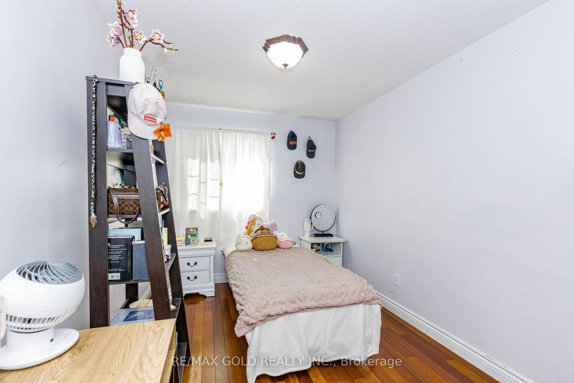 12 Mccleave Crescent Property Photo 29