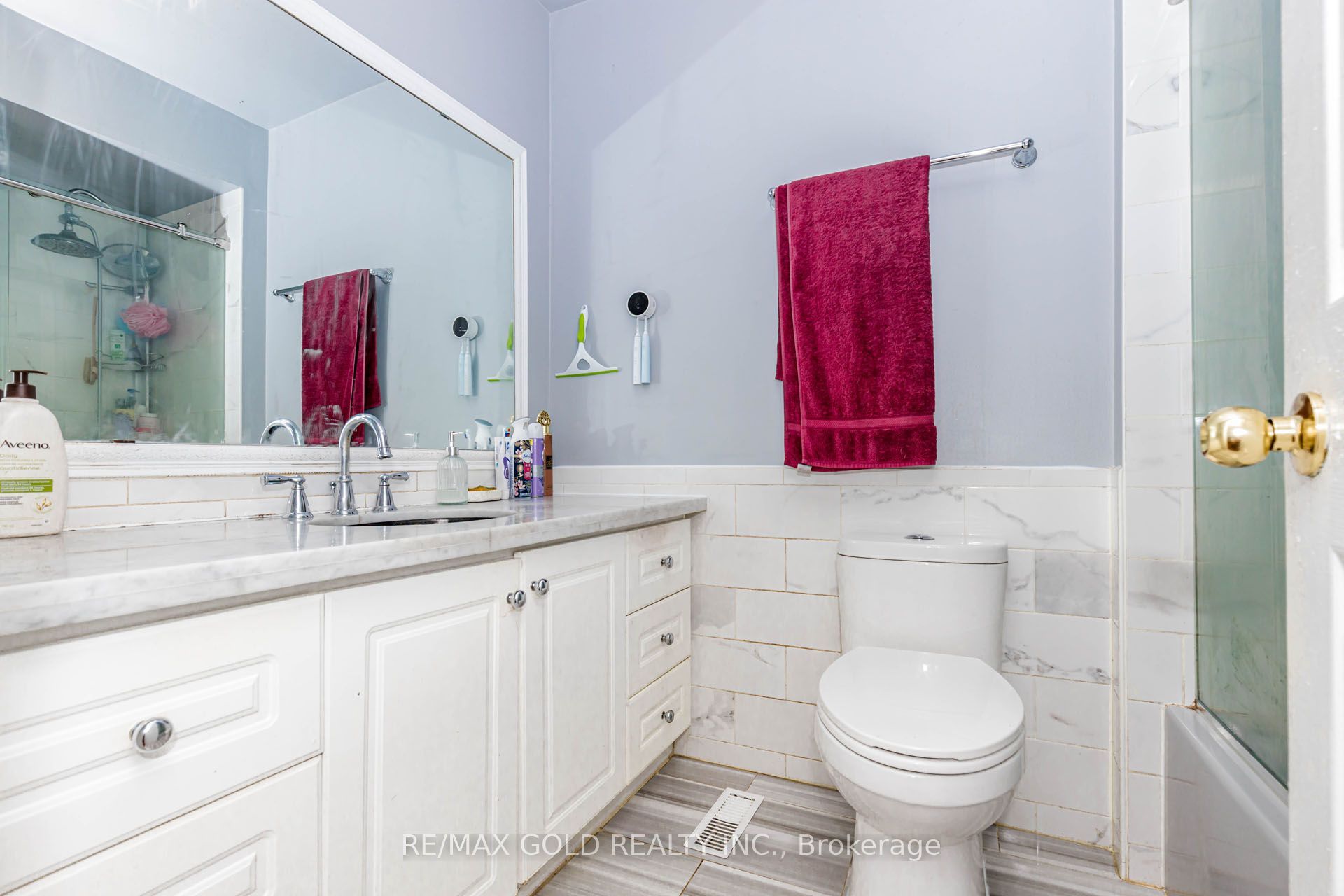12 Mccleave Crescent Property Photo 32