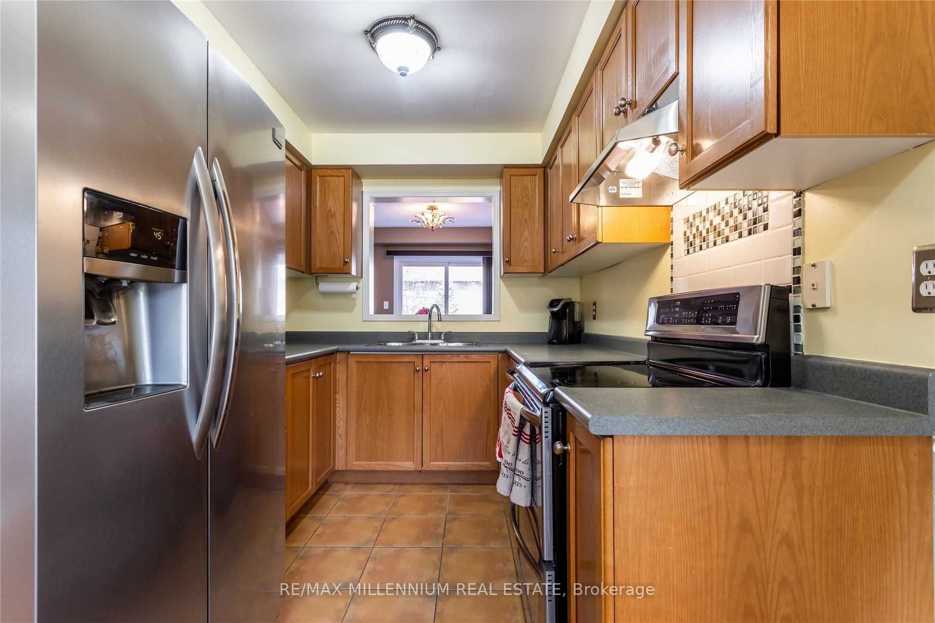 13 Dawson Crescent Property Photo 3