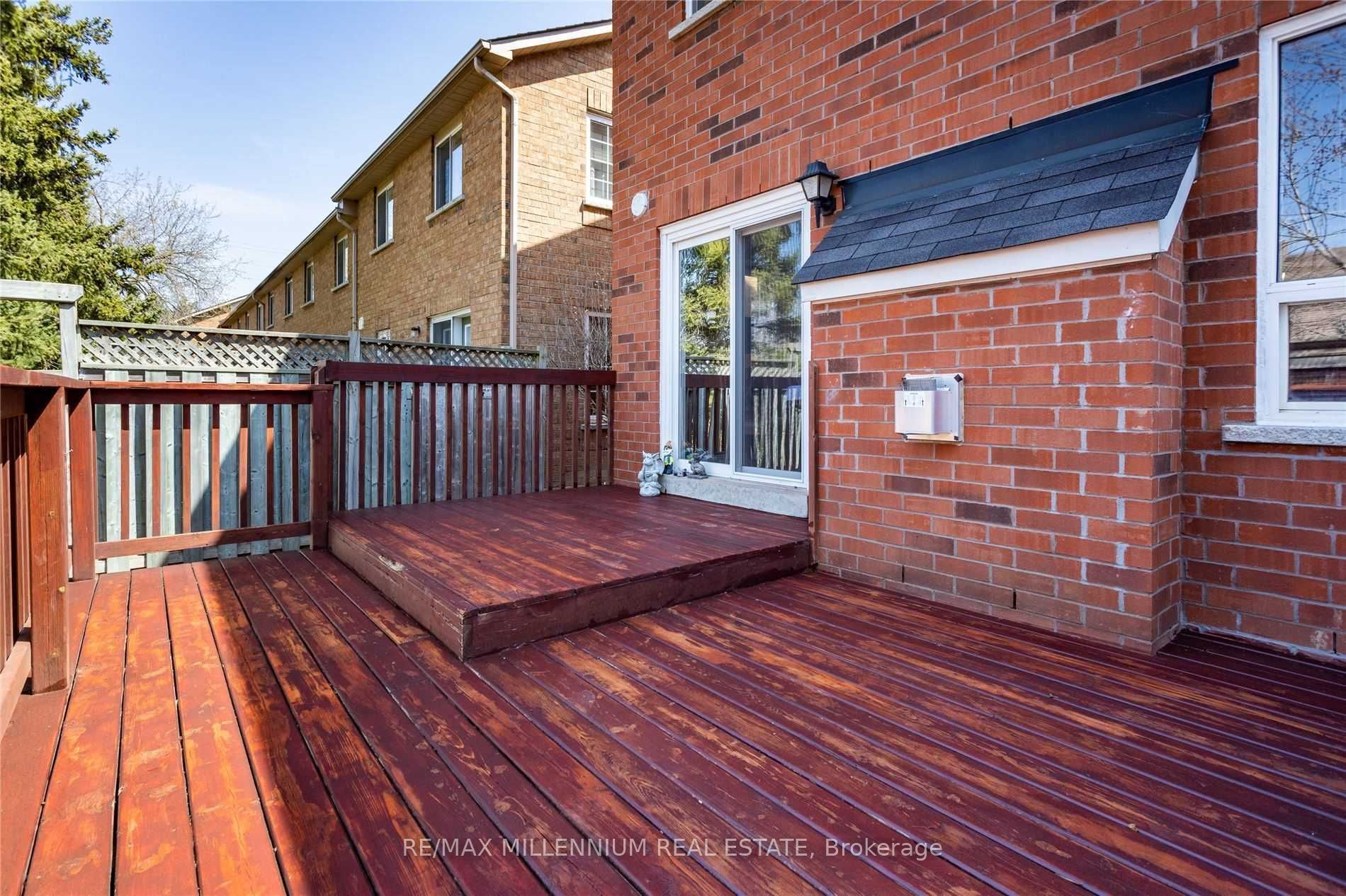 13 Dawson Crescent Property Photo 10