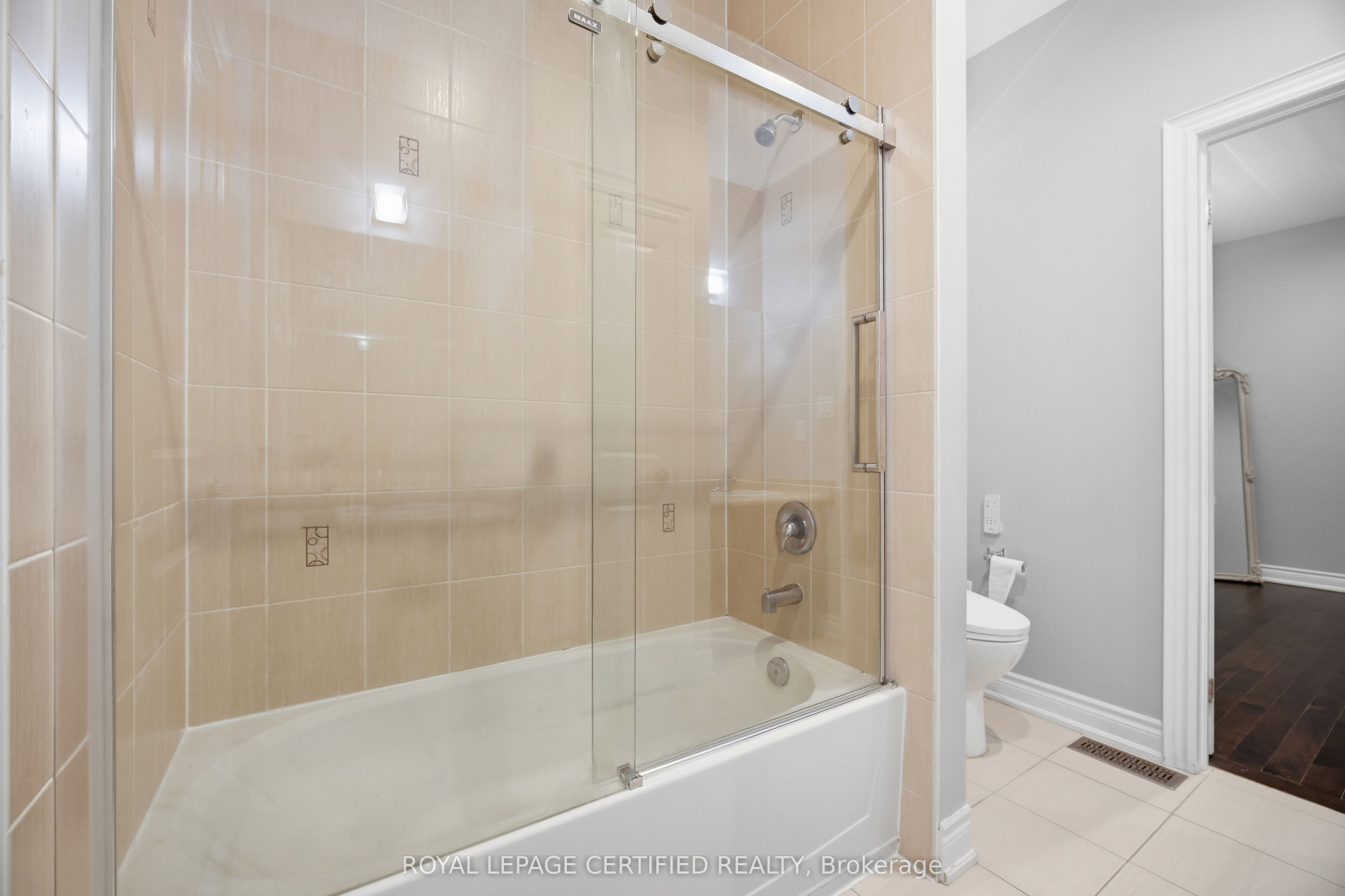 8833 Creditview Road Property Photo 31