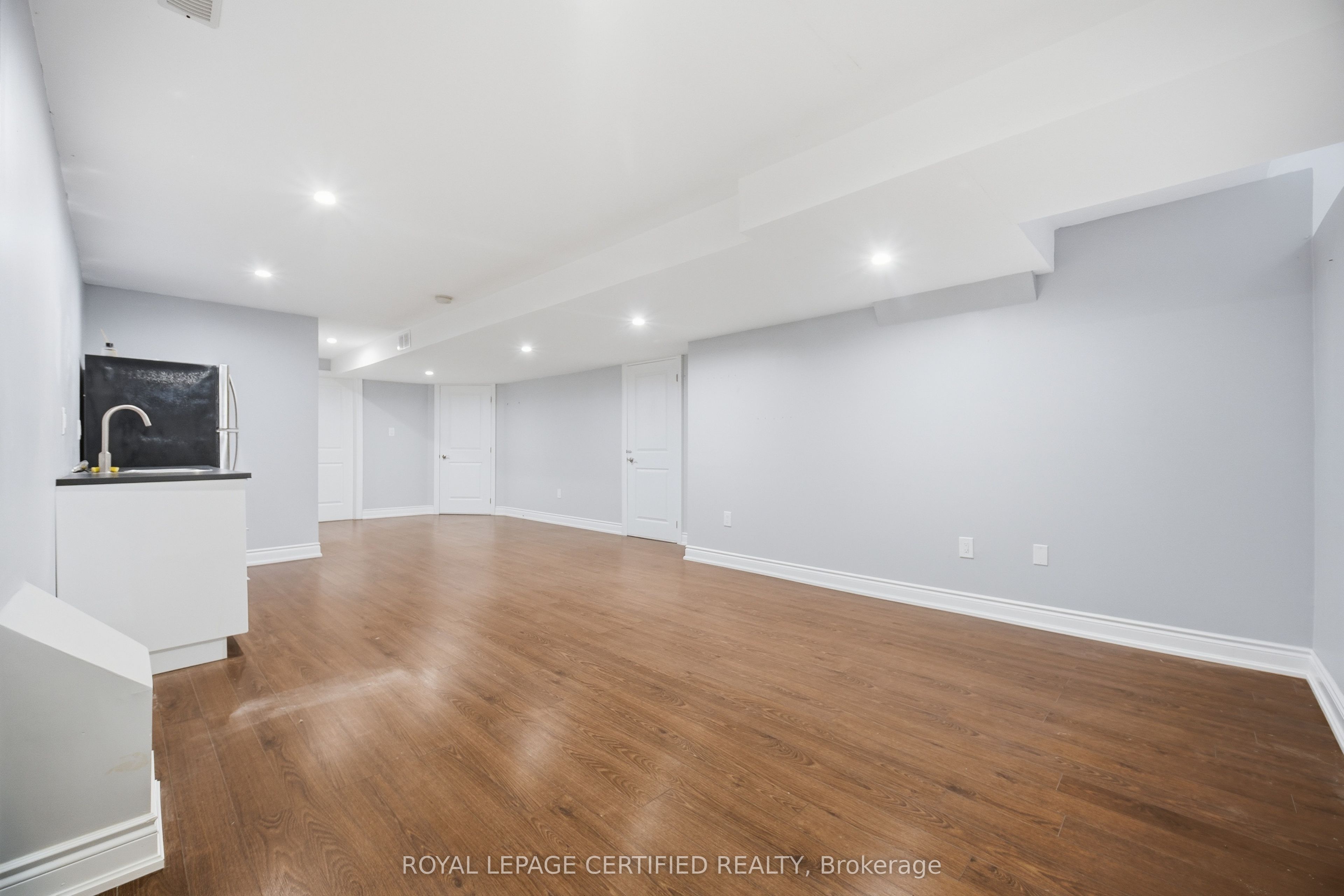 8833 Creditview Road Property Photo 37