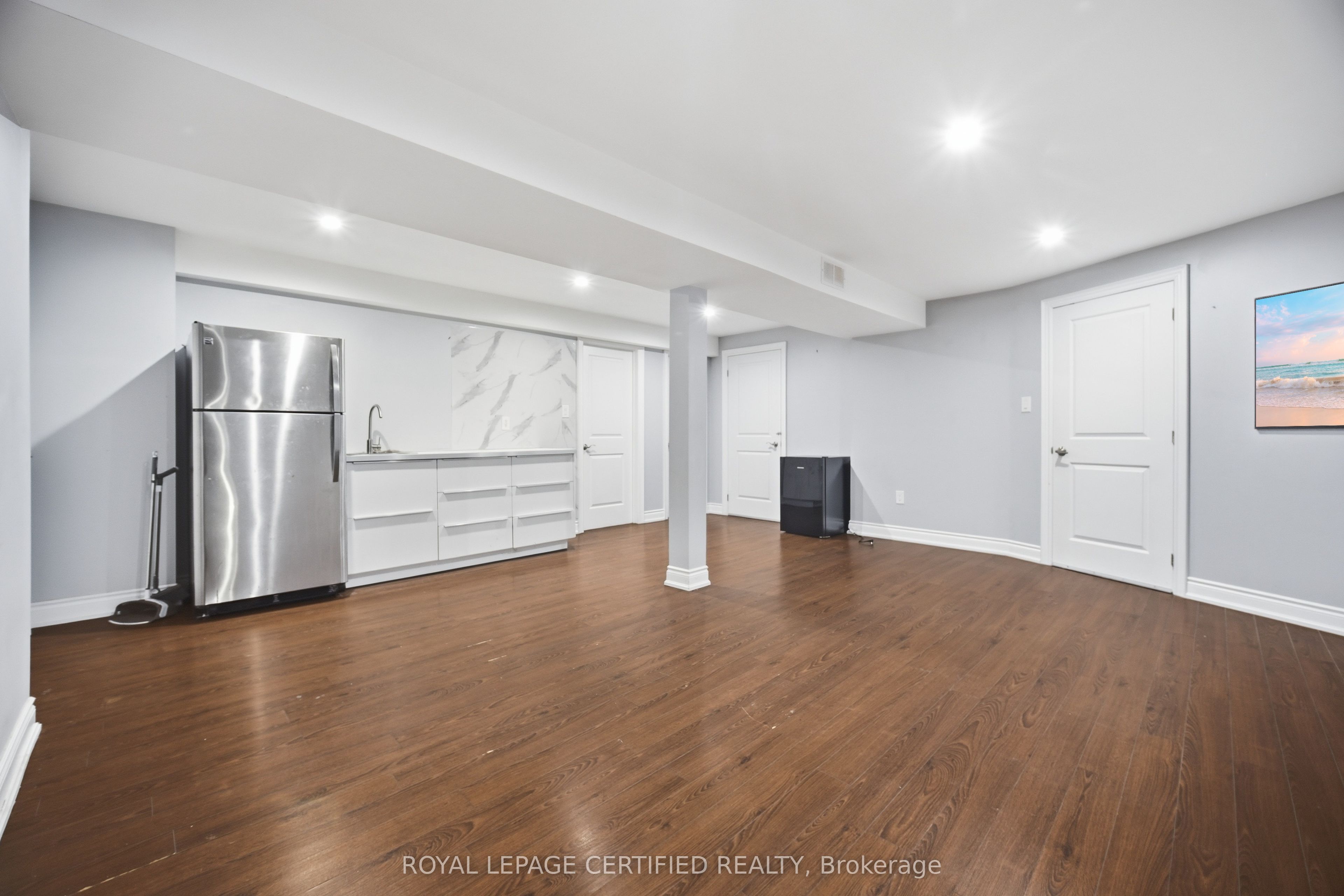 8833 Creditview Road Property Photo 41
