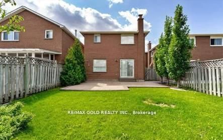 36 Windmill Boulevard Property Photo 2