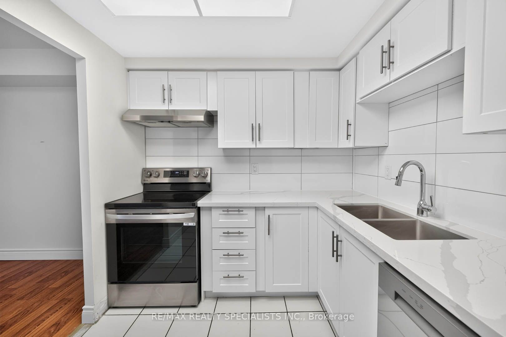 135 Hillcrest Avenue 2009 Property Photo 26
