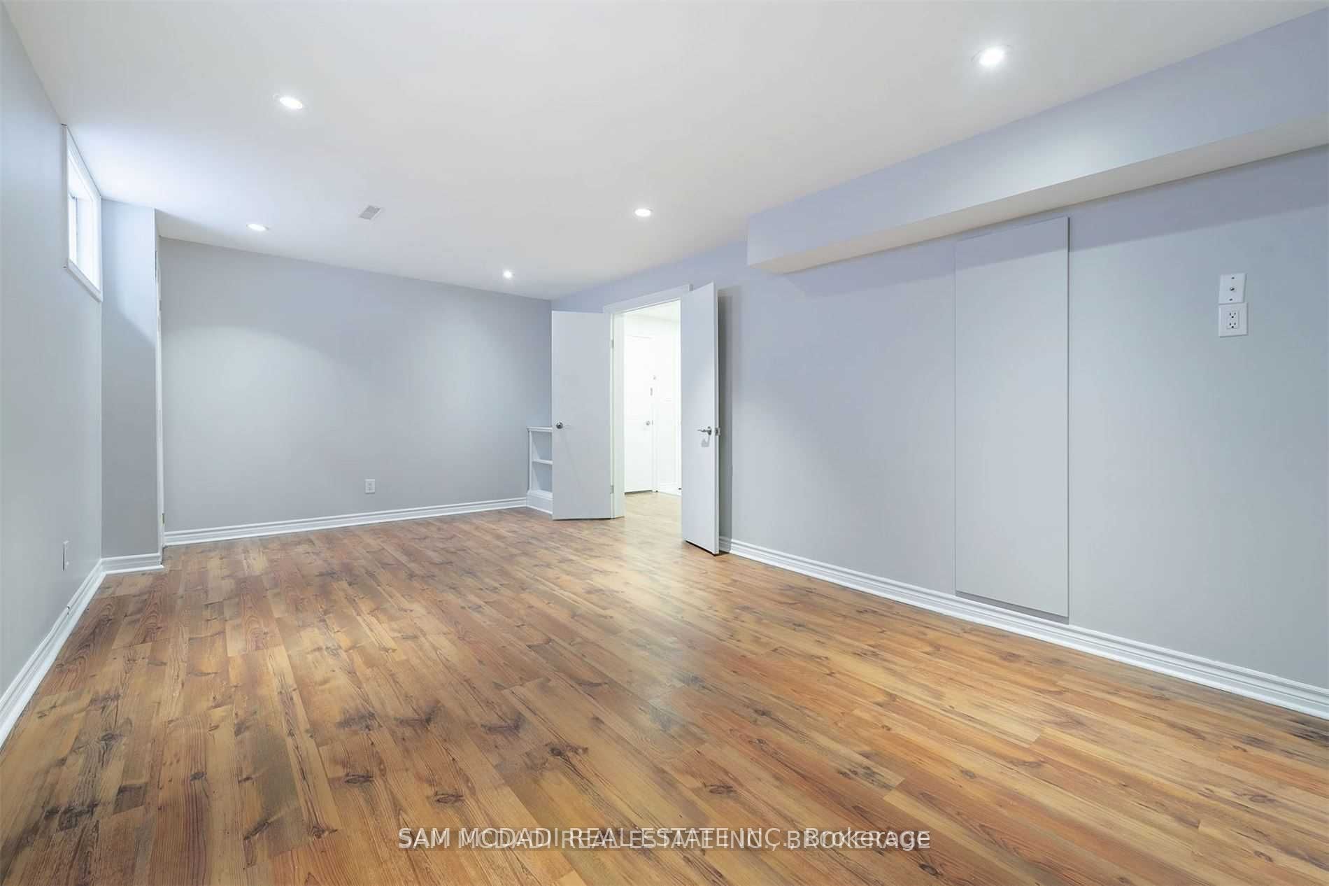 2212 Florian (lower) Road Property Photo 9