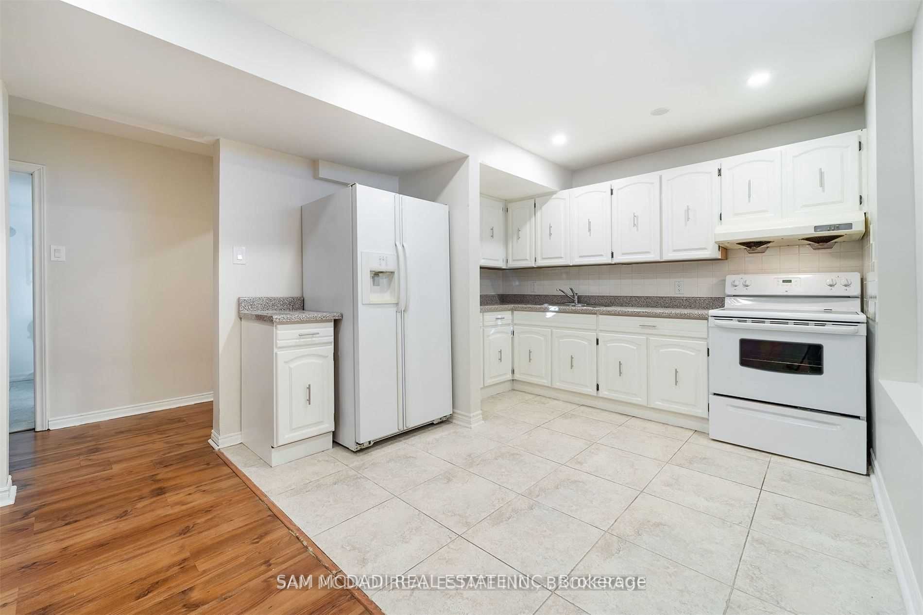 2212 Florian (lower) Road Property Photo 15