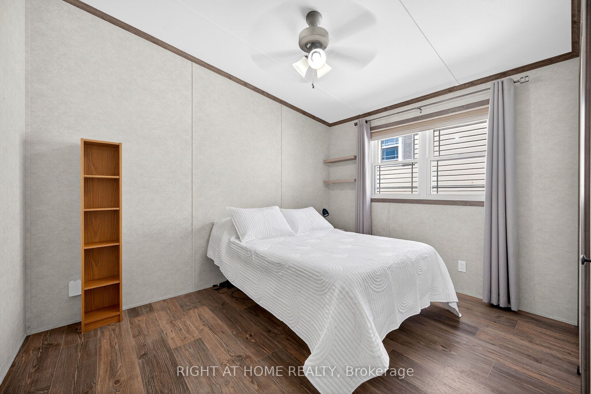 4449 Milburough Line 5 Beech Street Property Photo 22