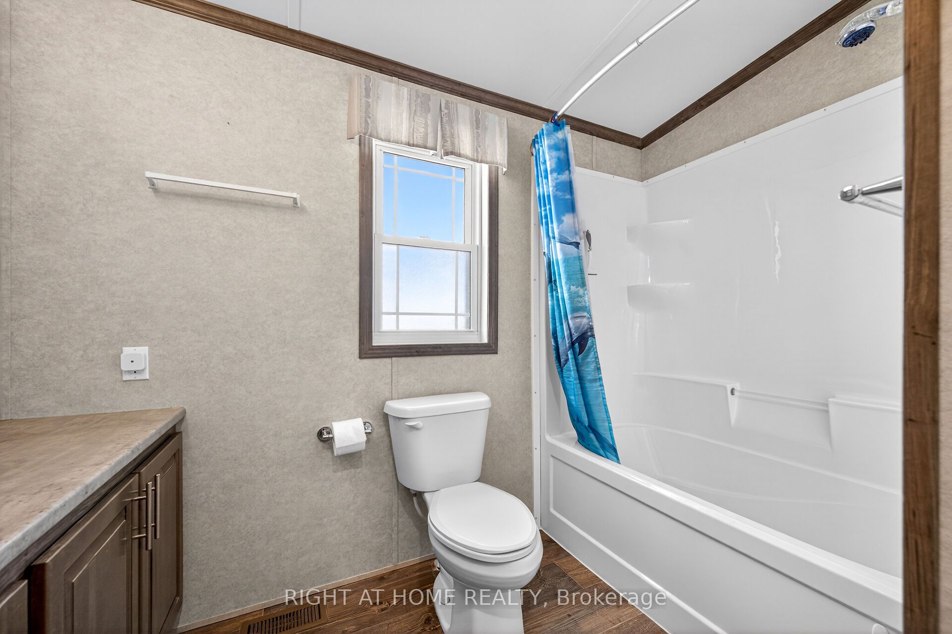 4449 Milburough Line 5 Beech Street Property Photo 25